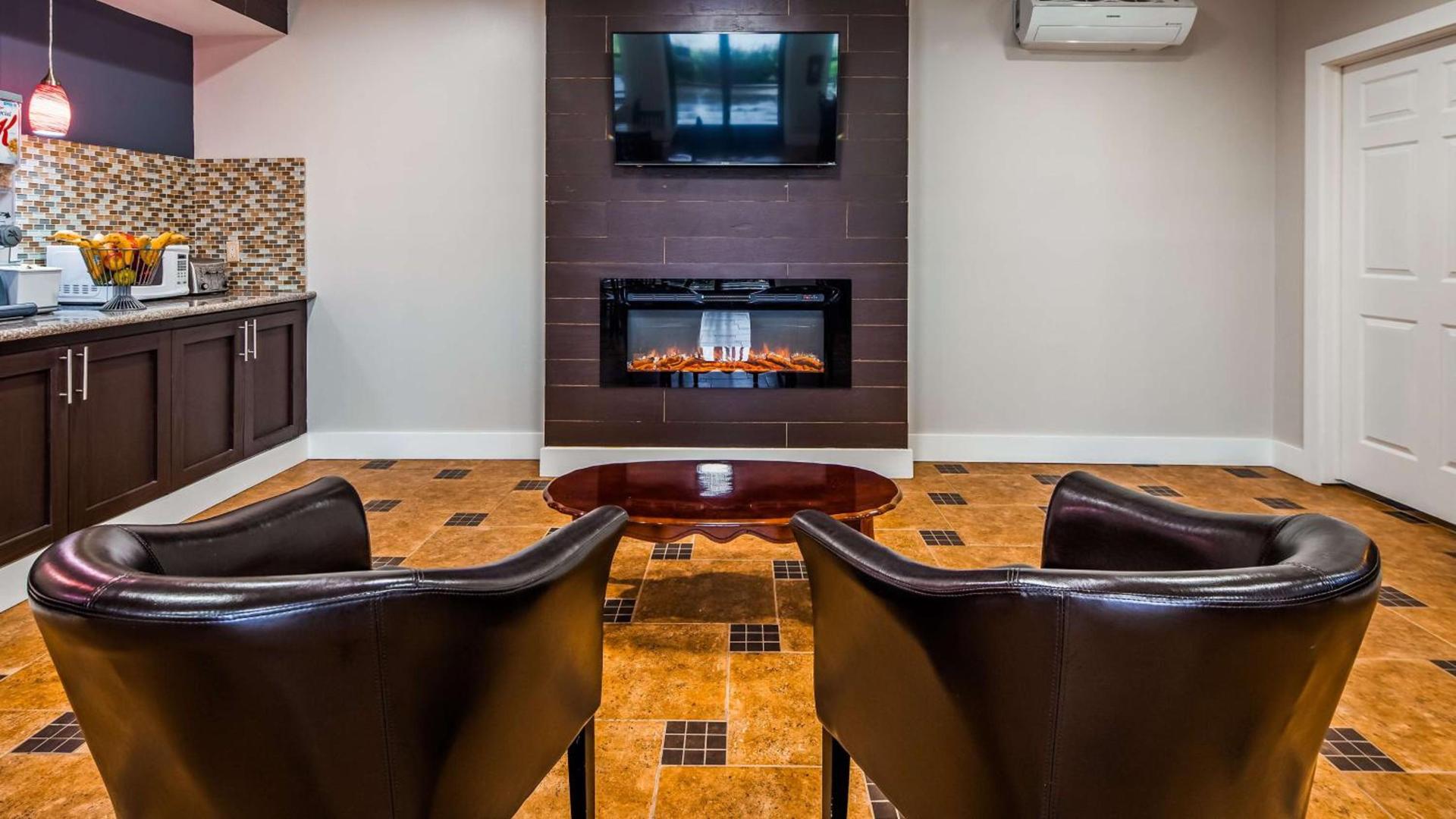 SureStay Hotel by Best Western Terrell photo 3