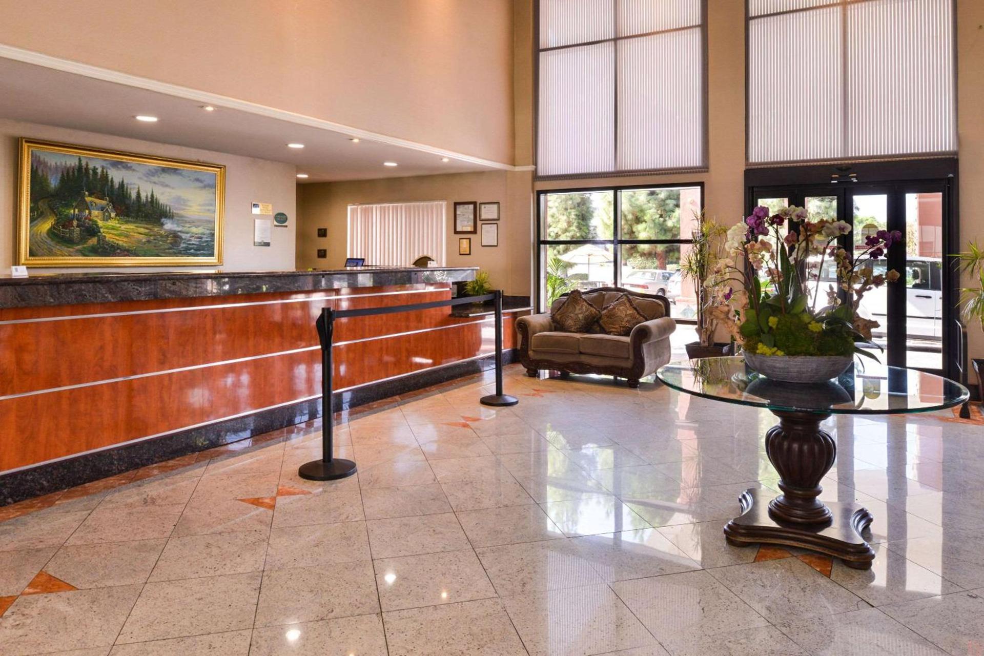 Quality Inn & Suites Walnut - City of Industry photo 27