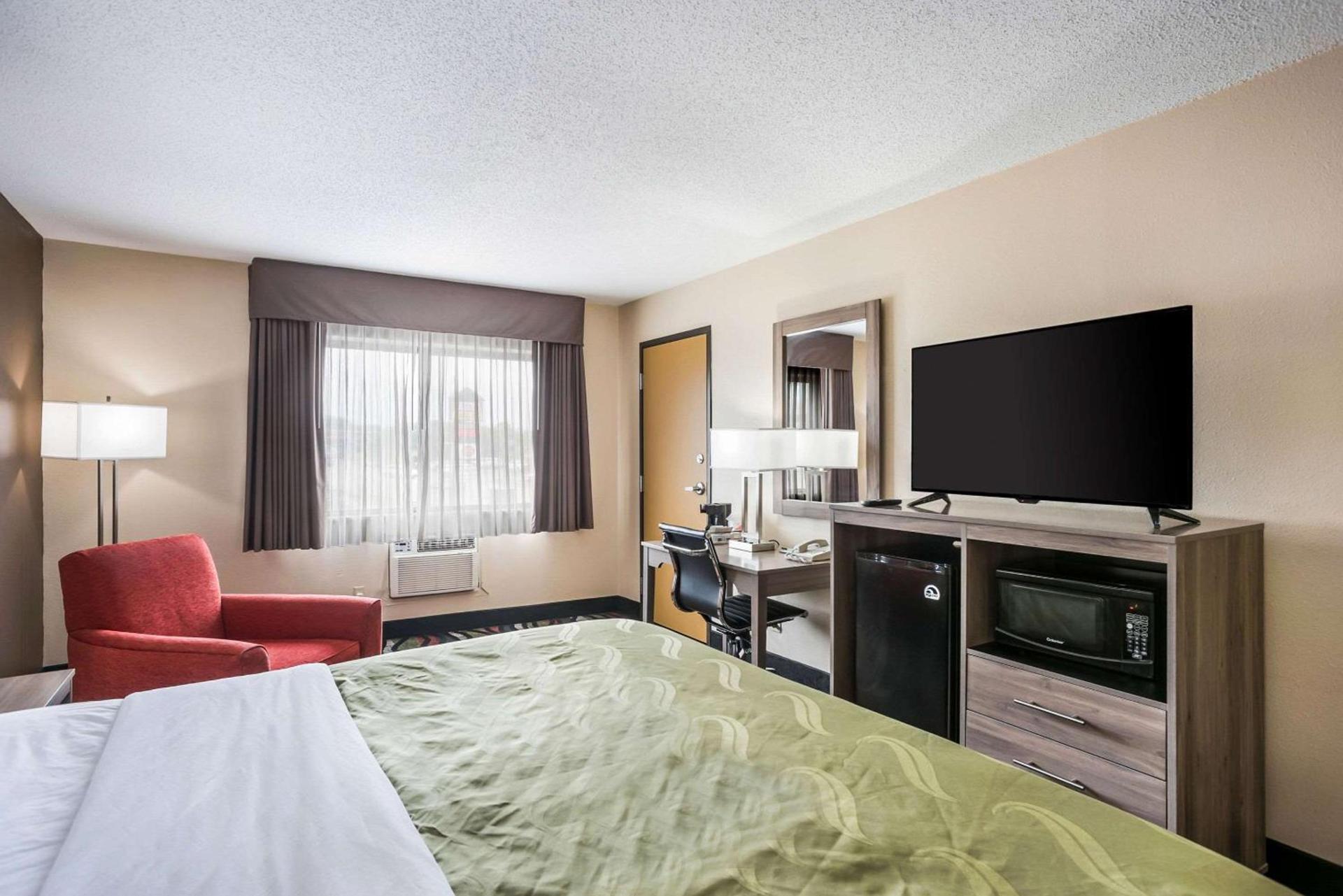 Quality Inn Cedar Rapids South photo 29