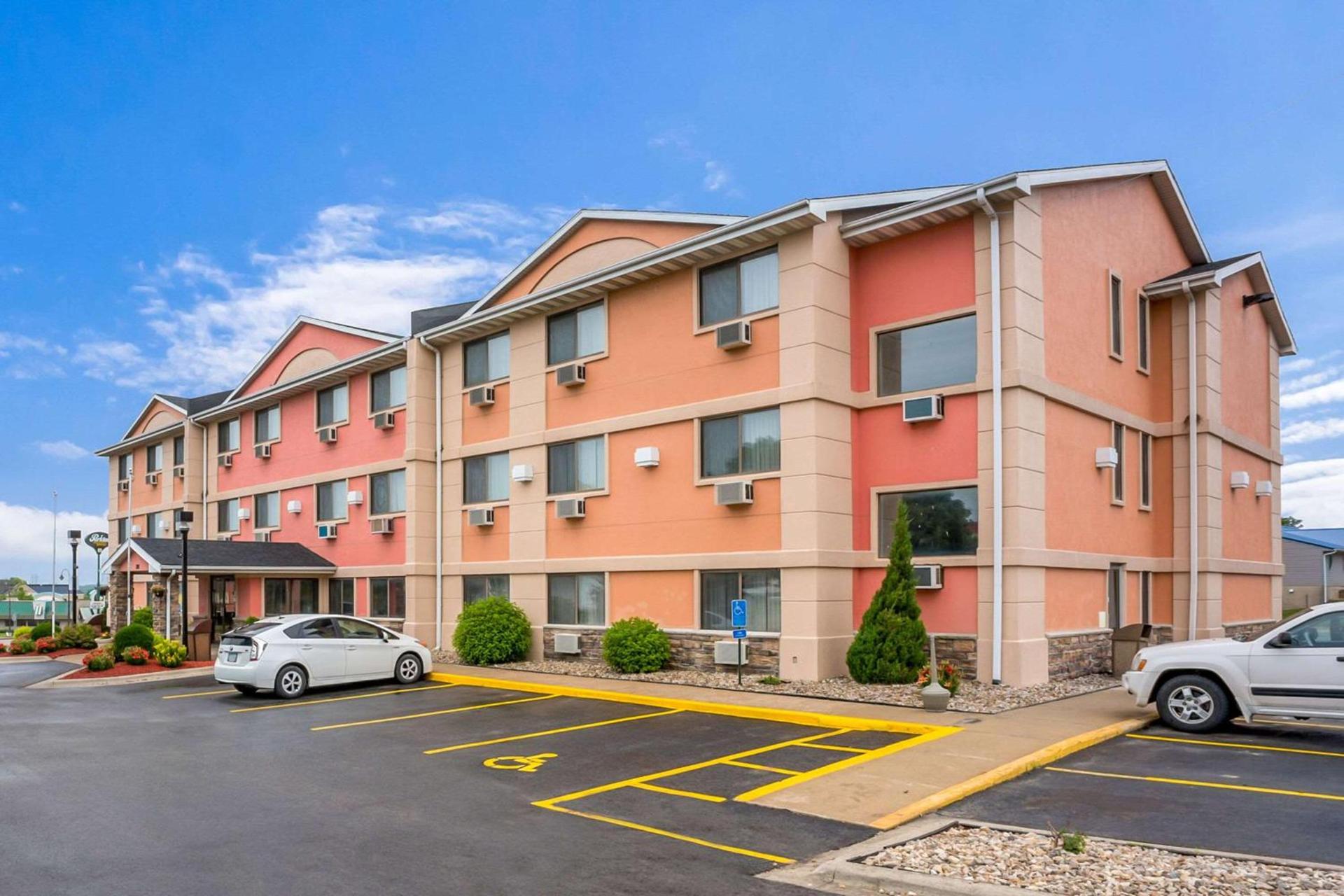 Quality Inn Cedar Rapids South photo 27