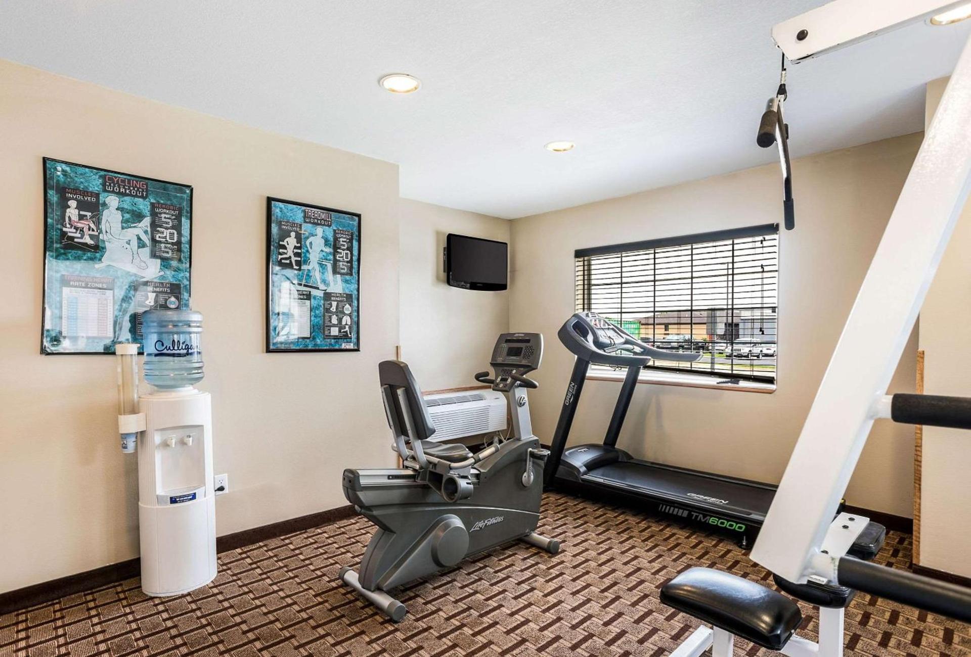 MainStay Suites Cedar Rapids North - Marion photo 30