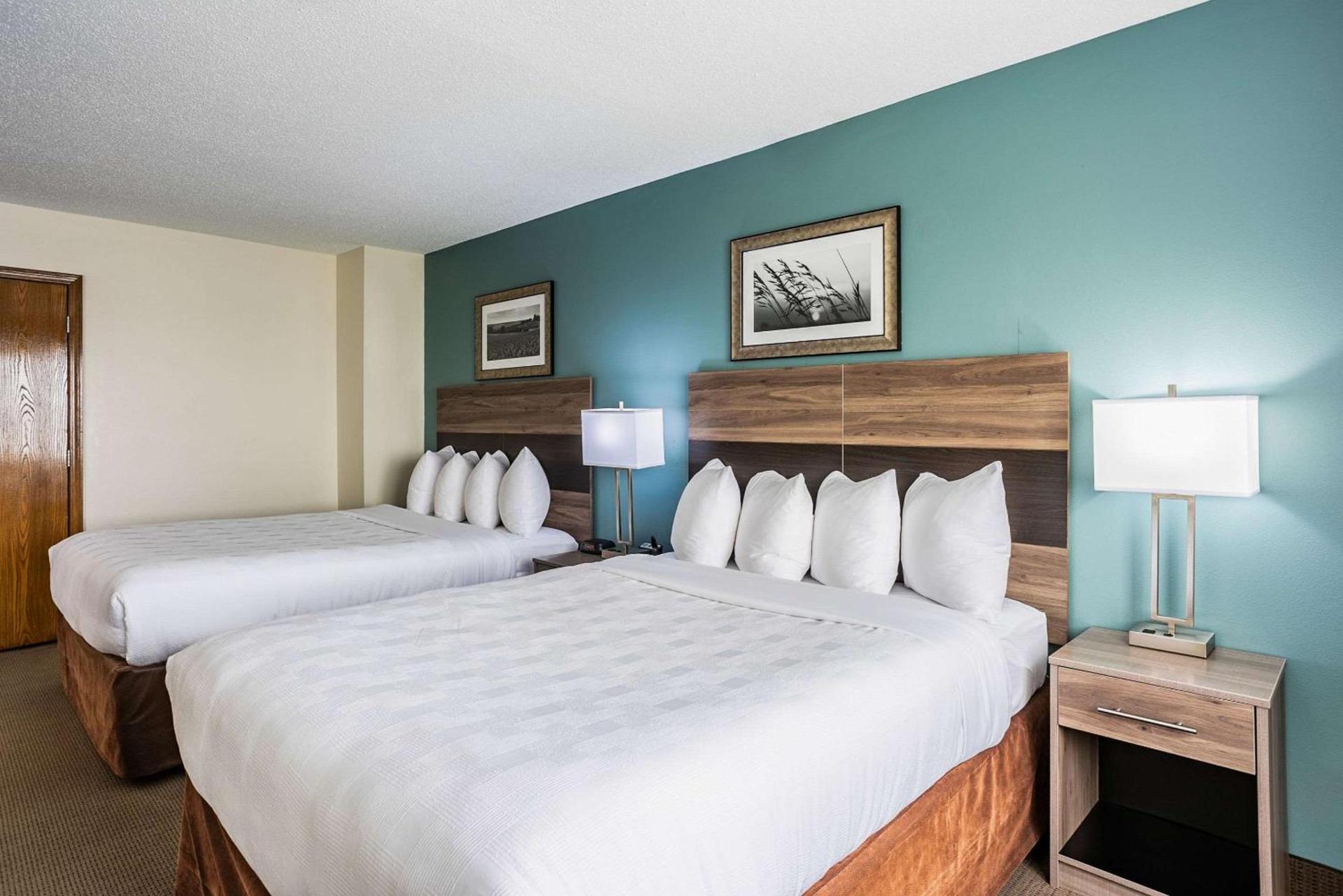 MainStay Suites Cedar Rapids North - Marion photo 29