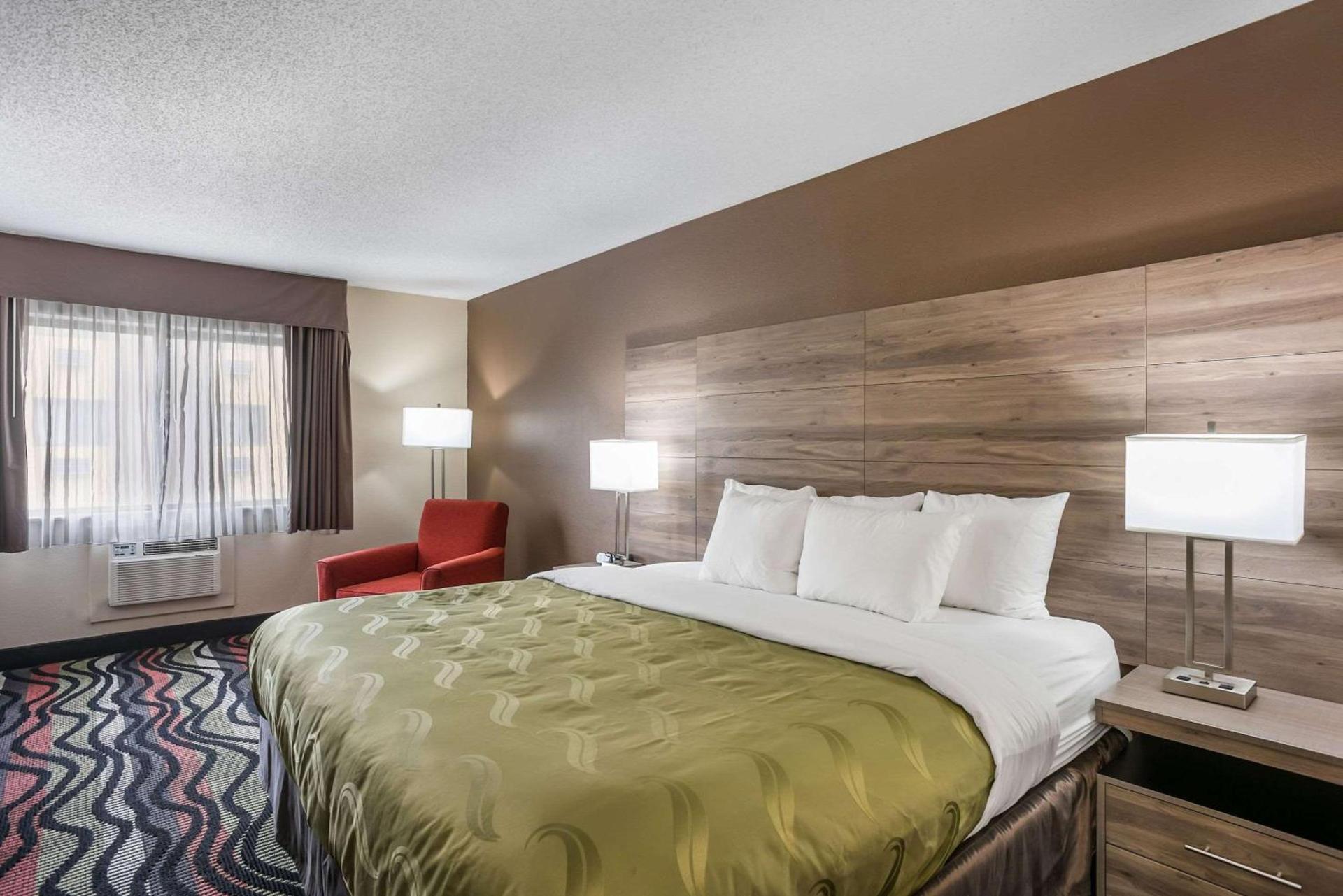 Quality Inn Cedar Rapids South photo 25