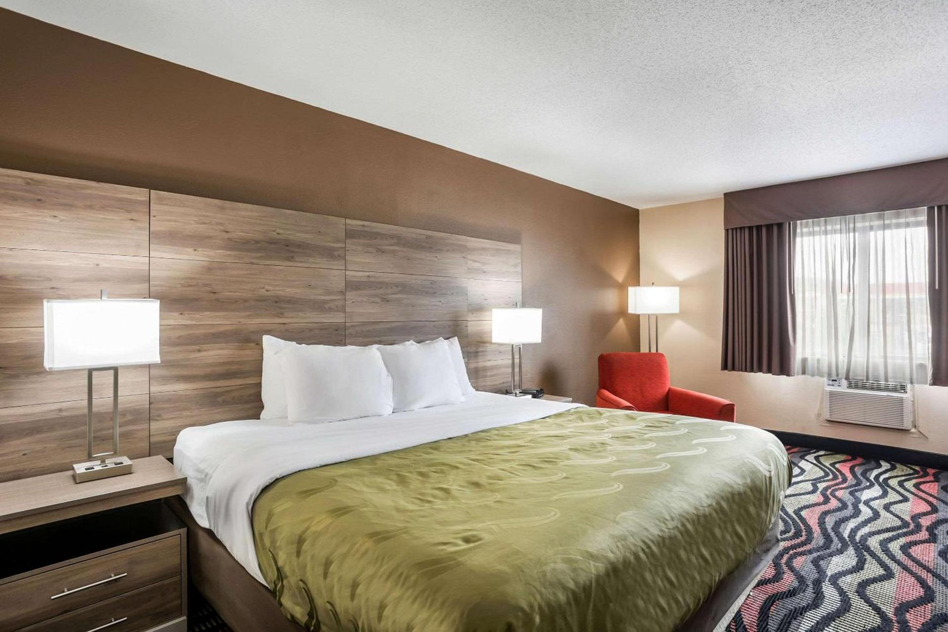 Quality Inn Cedar Rapids South photo 20