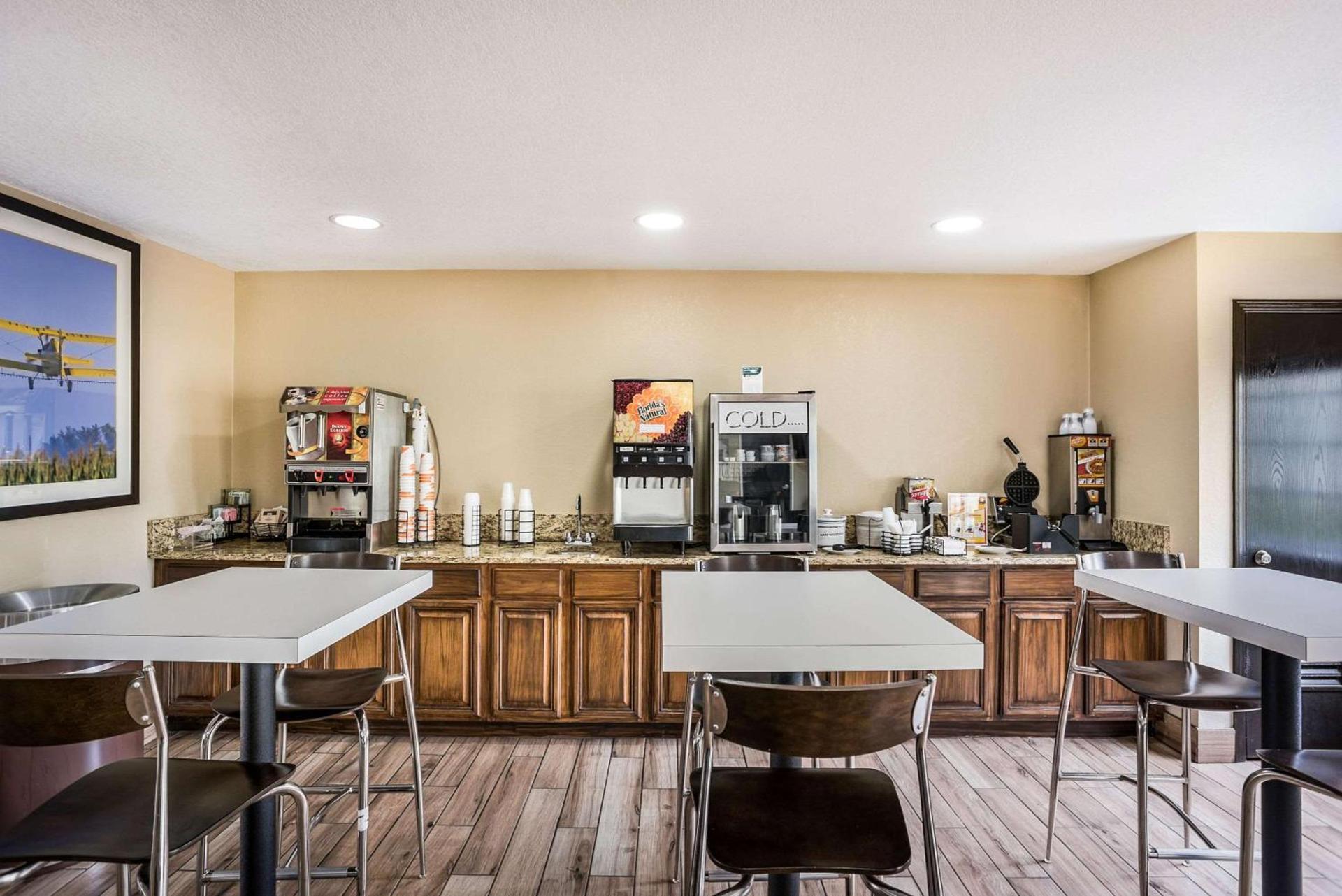 MainStay Suites Cedar Rapids North - Marion photo 13