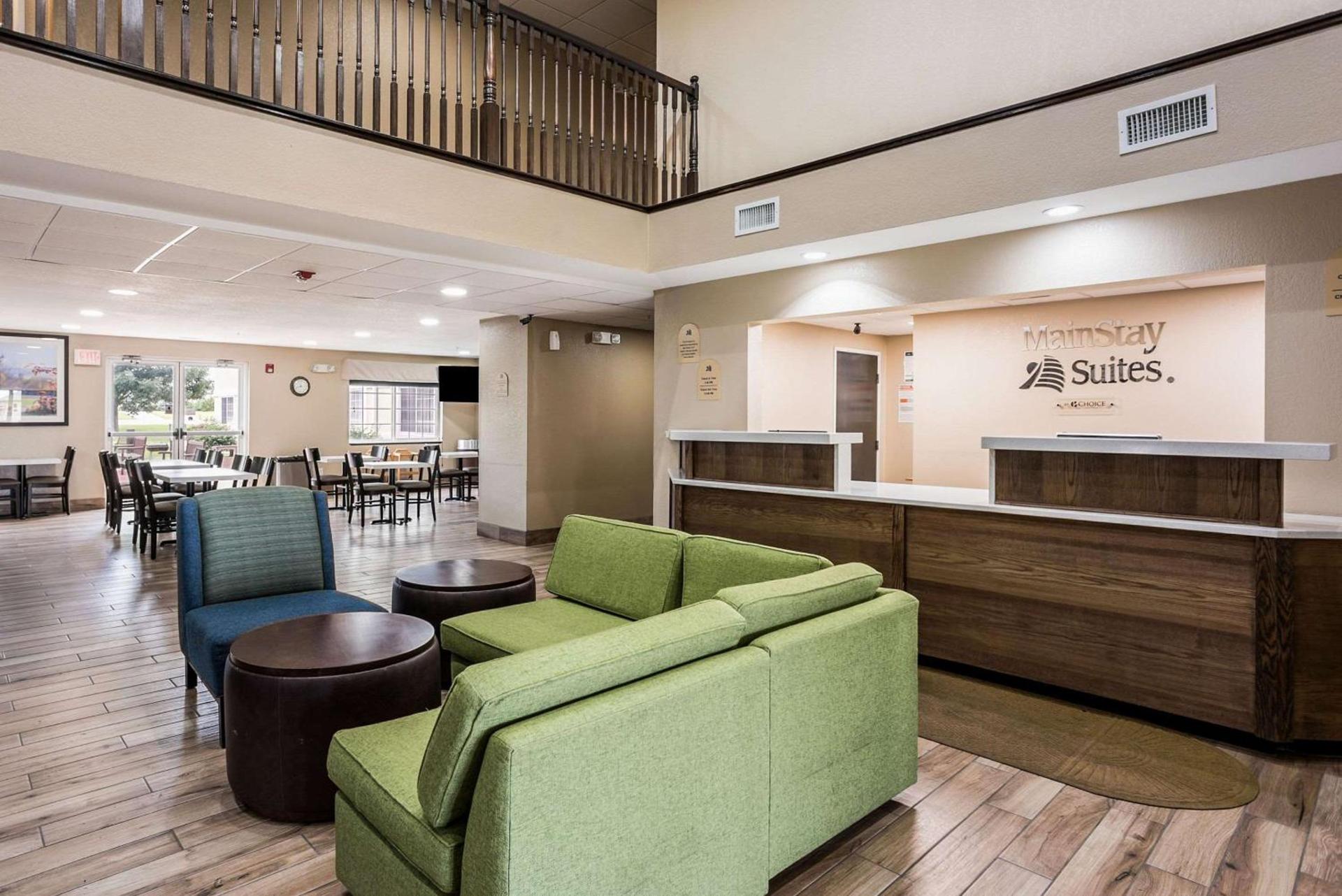 MainStay Suites Cedar Rapids North - Marion photo 8