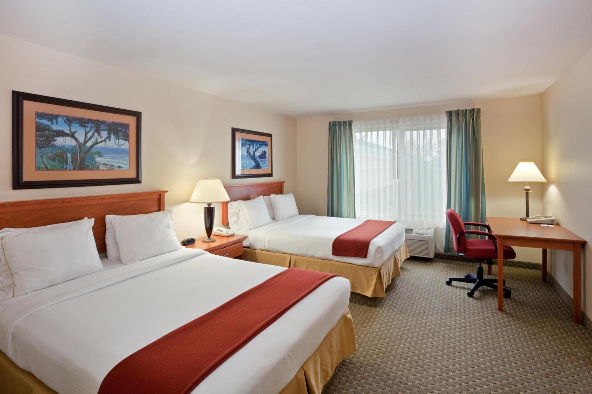 Triple Play Resort Hotel & Suites photo 4