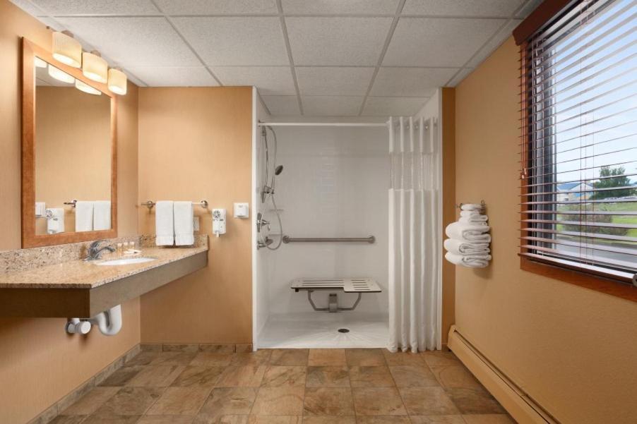 Days Inn by Wyndham Helena photo 22