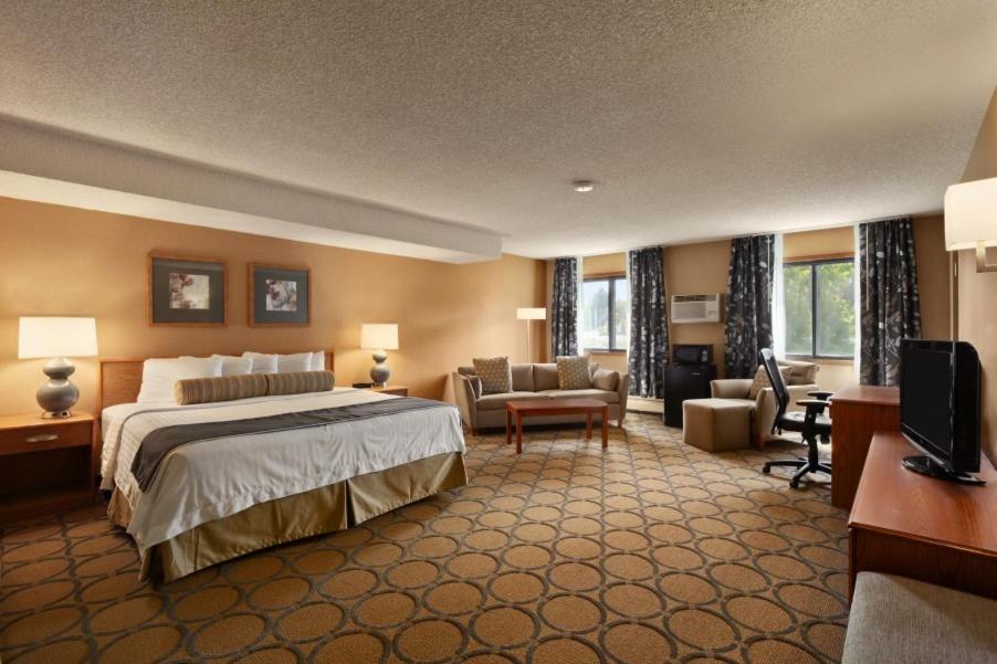Days Inn by Wyndham Helena photo 21