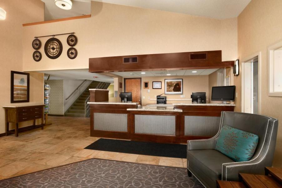 Days Inn by Wyndham Helena photo 30