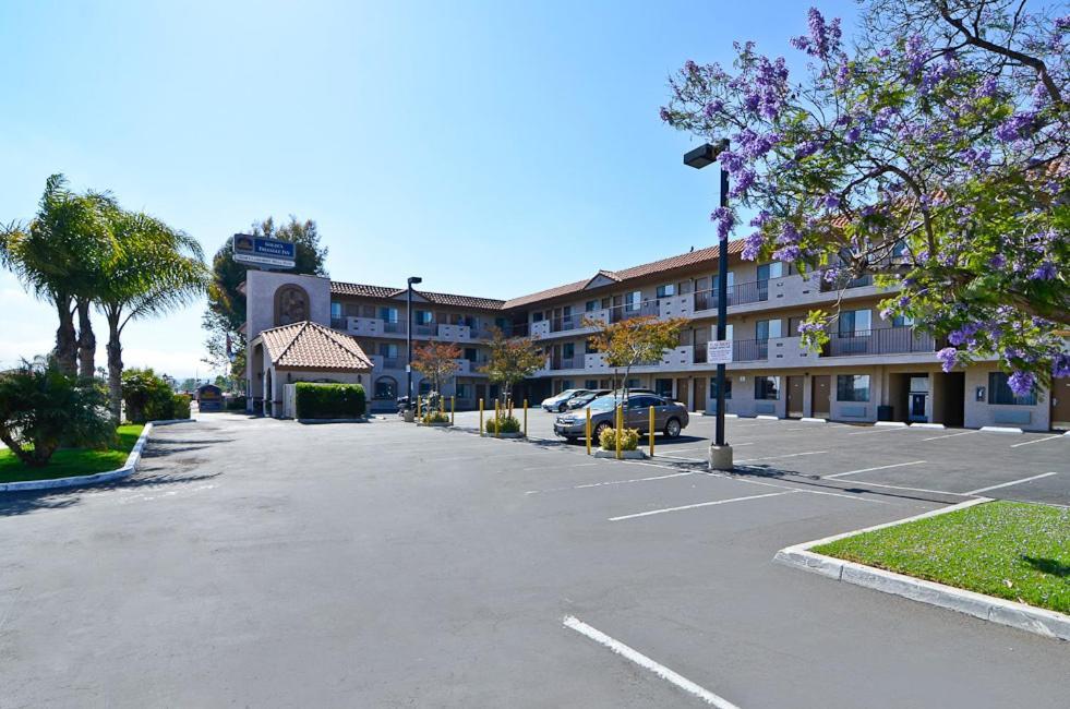Pleasant Inn photo 11
