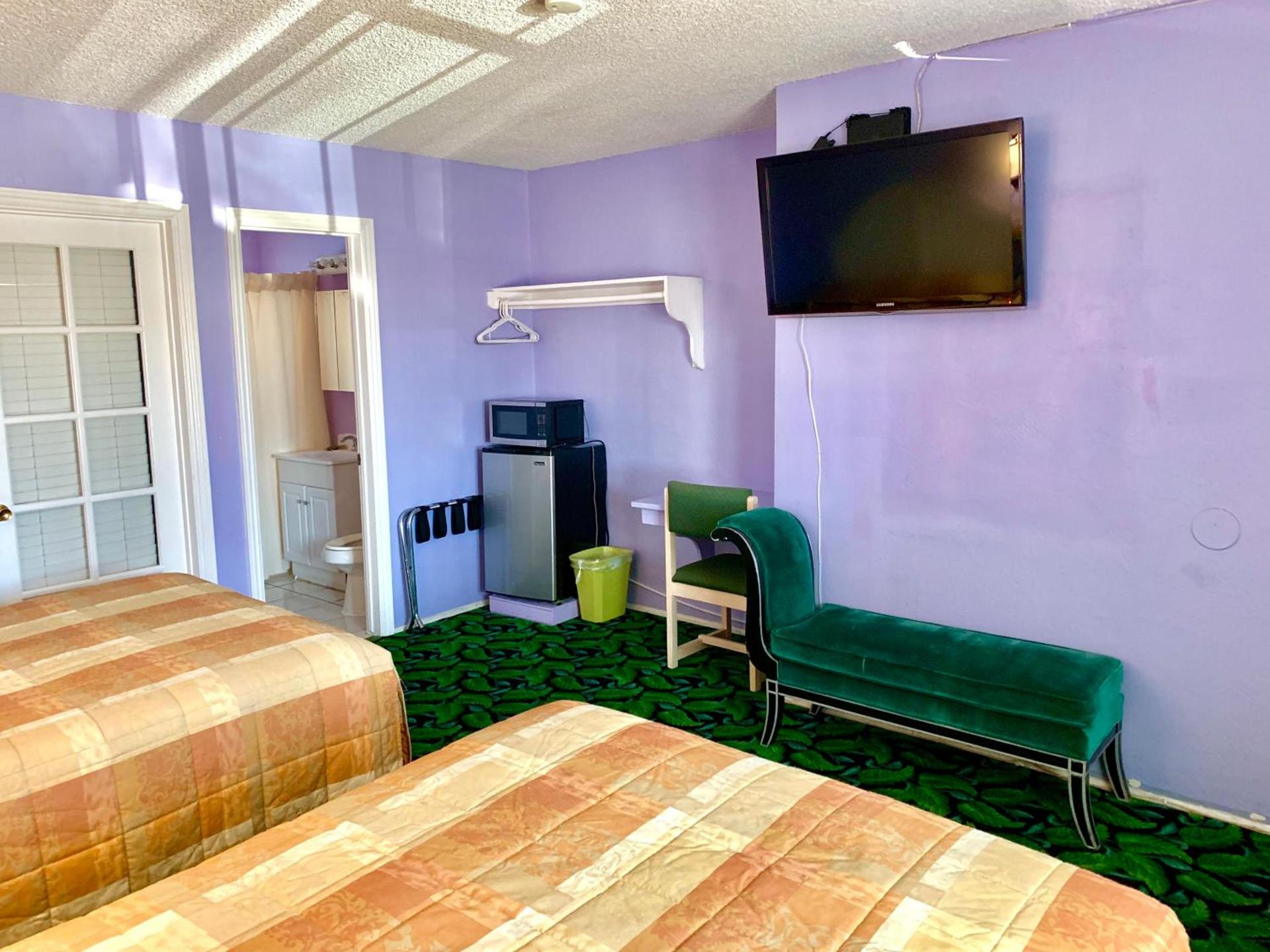 Walden Motel photo 16