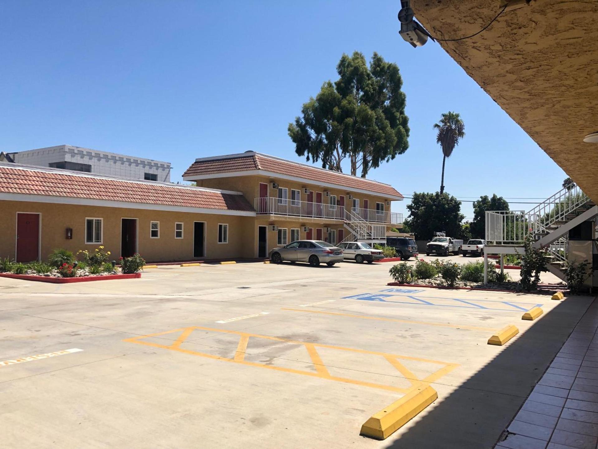 Glendora Motel photo 11