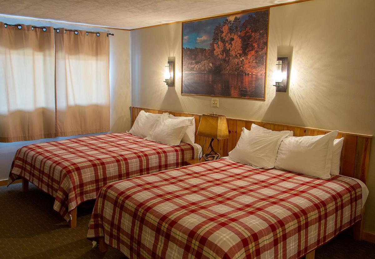High Country Motel and Cabins photo 8