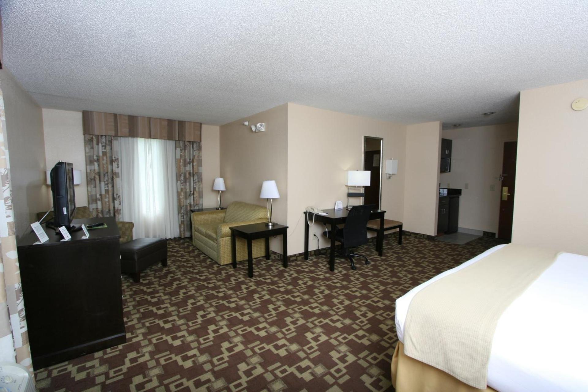 Country Inn & Suites by Radisson, Shelby, NC photo 18