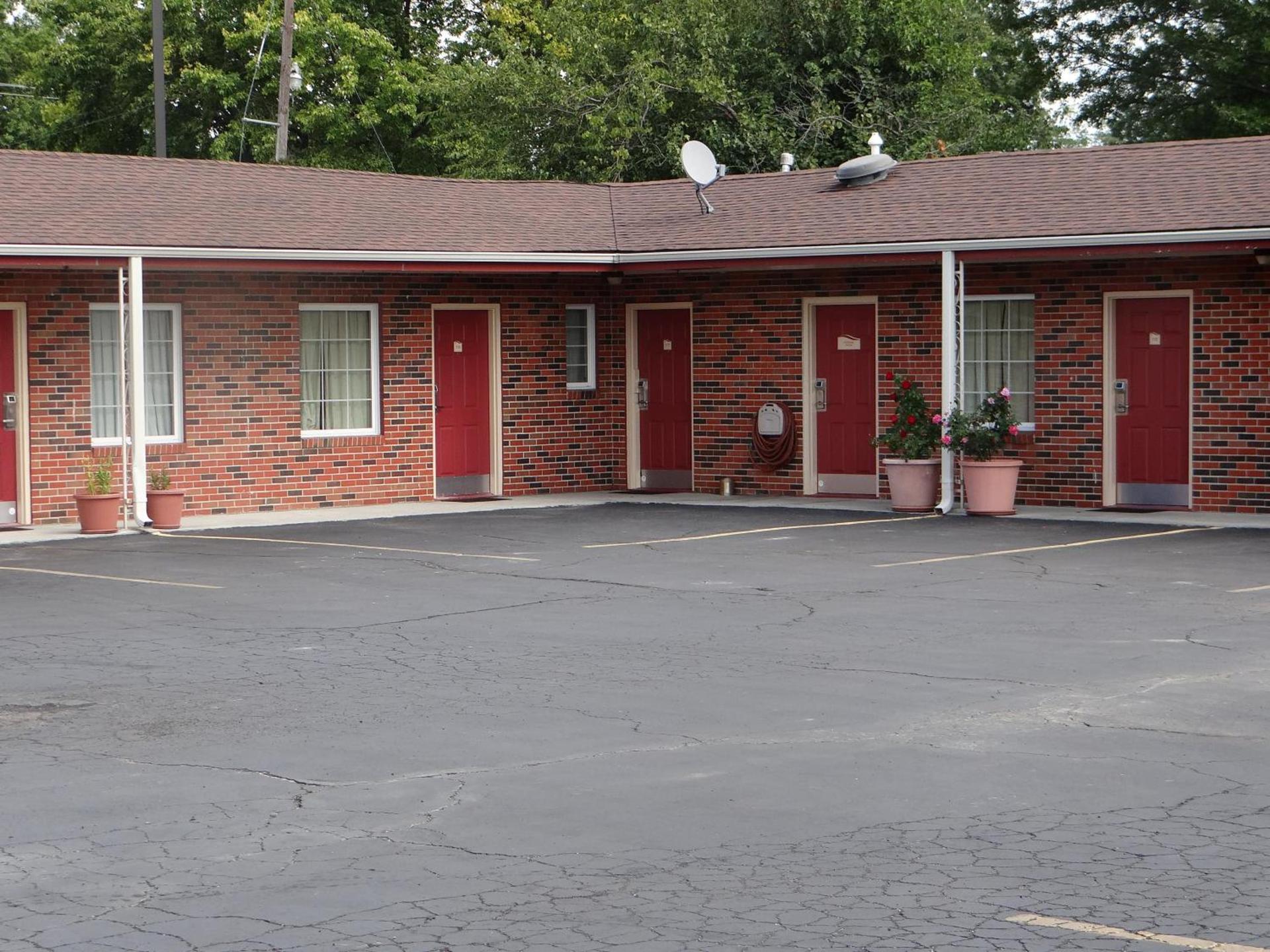 American Inn photo 10