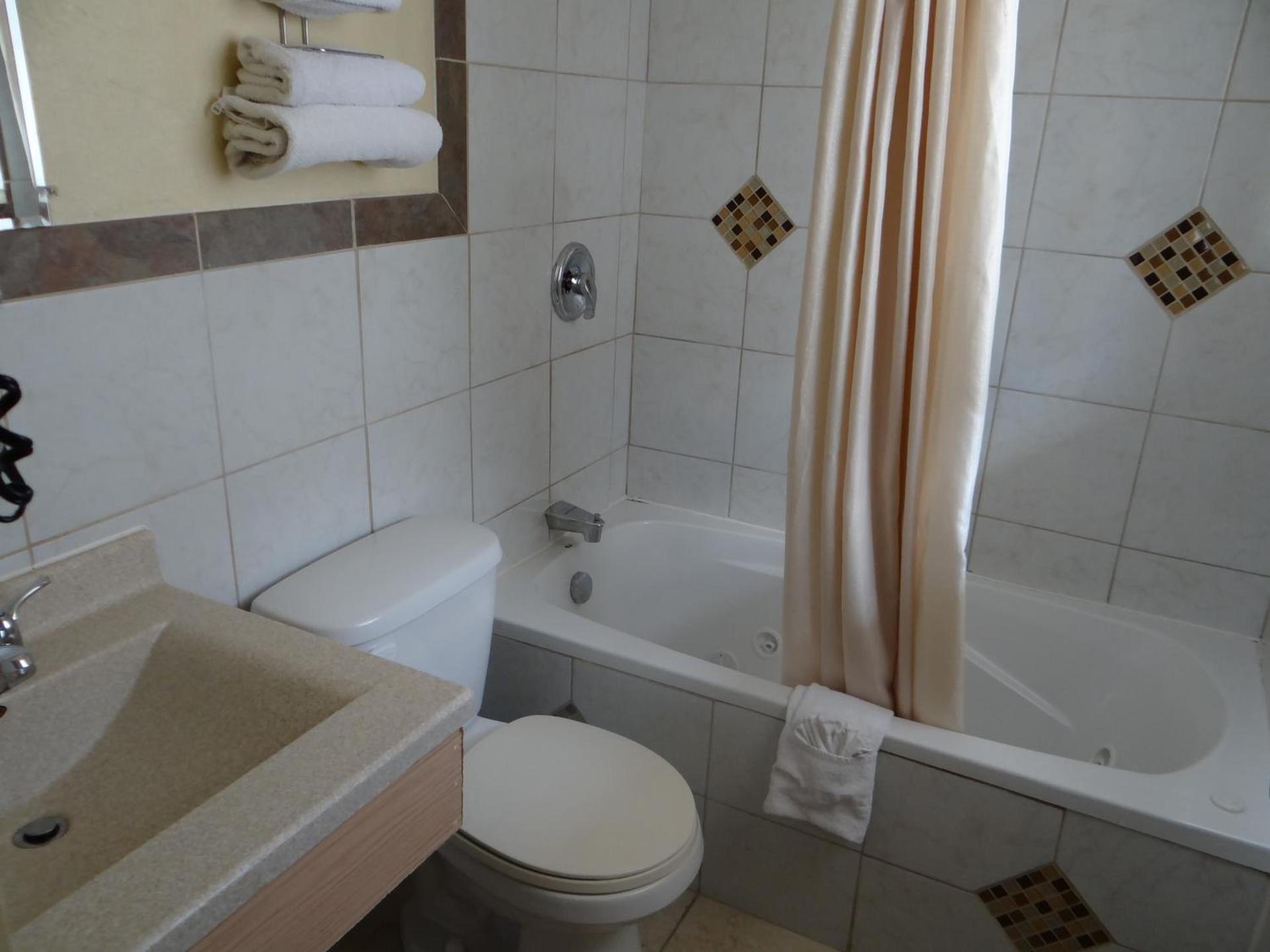 American Inn photo 22