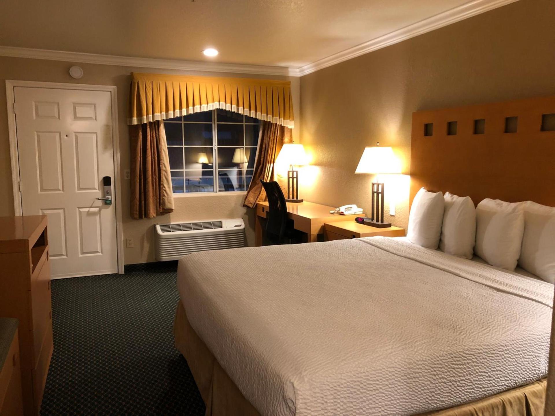 Lake Point Lodge photo 14