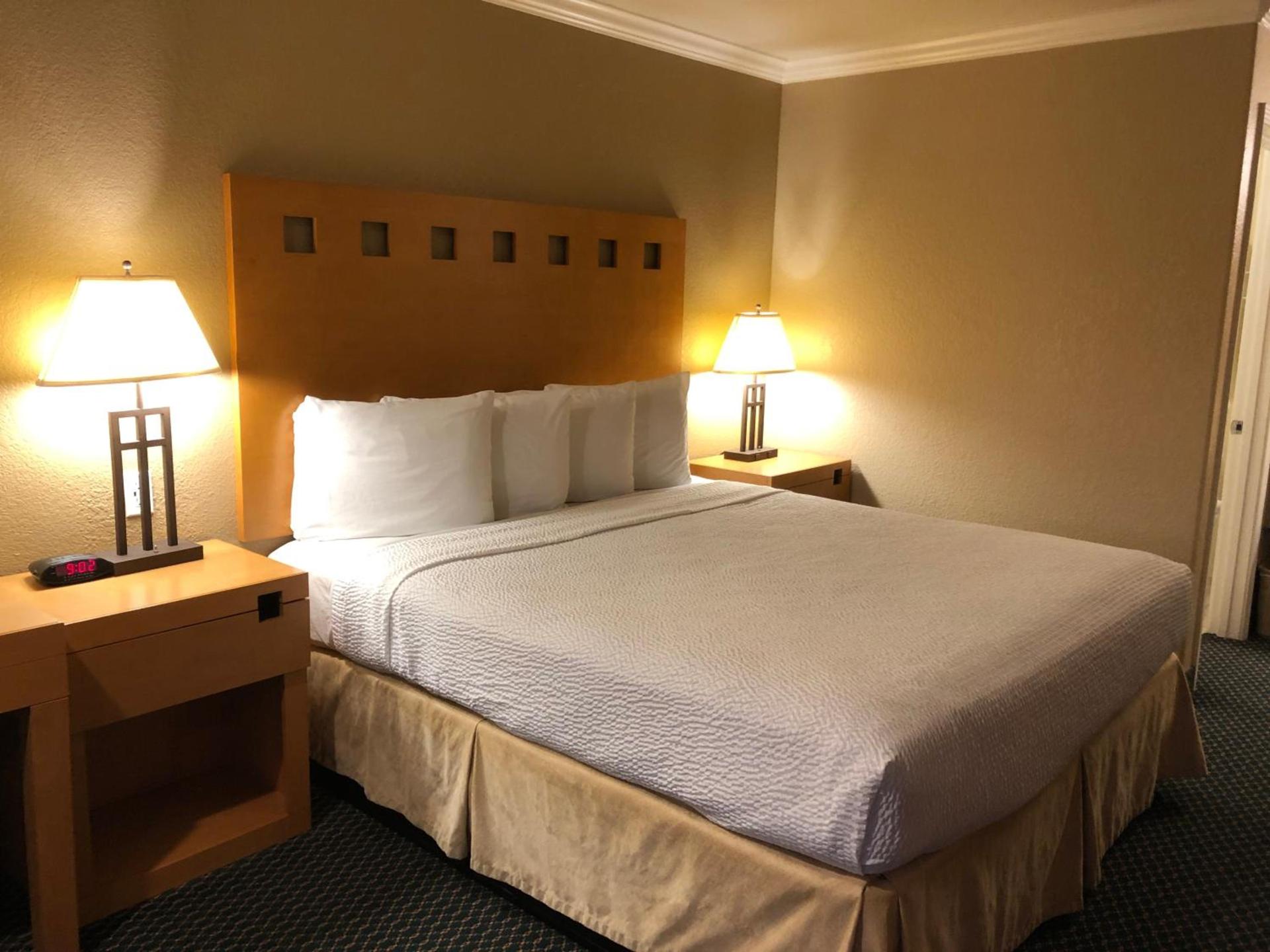 Lake Point Lodge photo 15