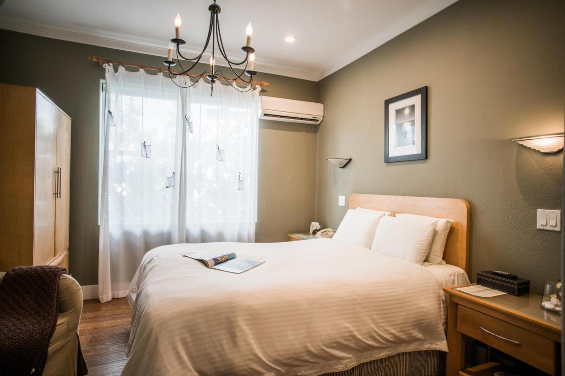 Cadet Hotel photo 33