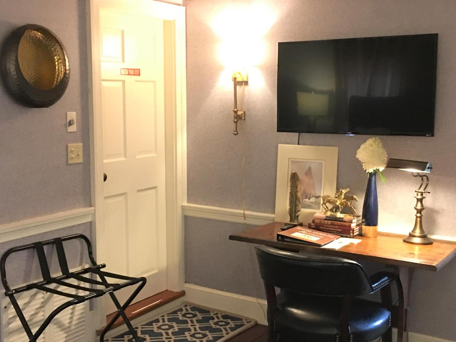 Center Lovell Inn photo 46