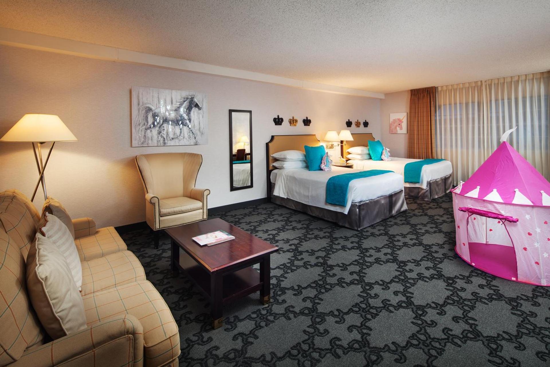 Anaheim Majestic Garden Hotel photo 17