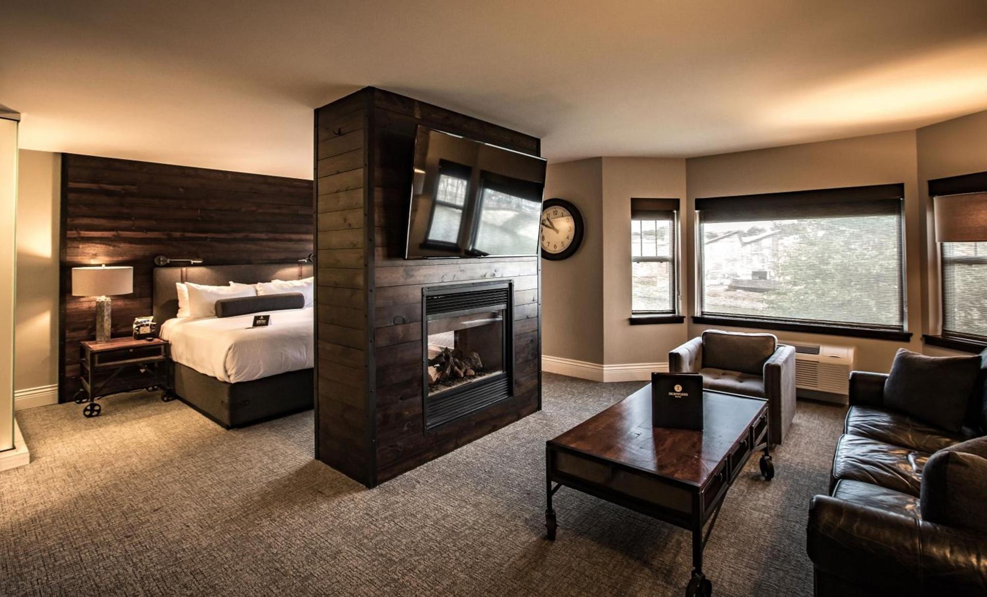 Ironworks Hotel photo 31
