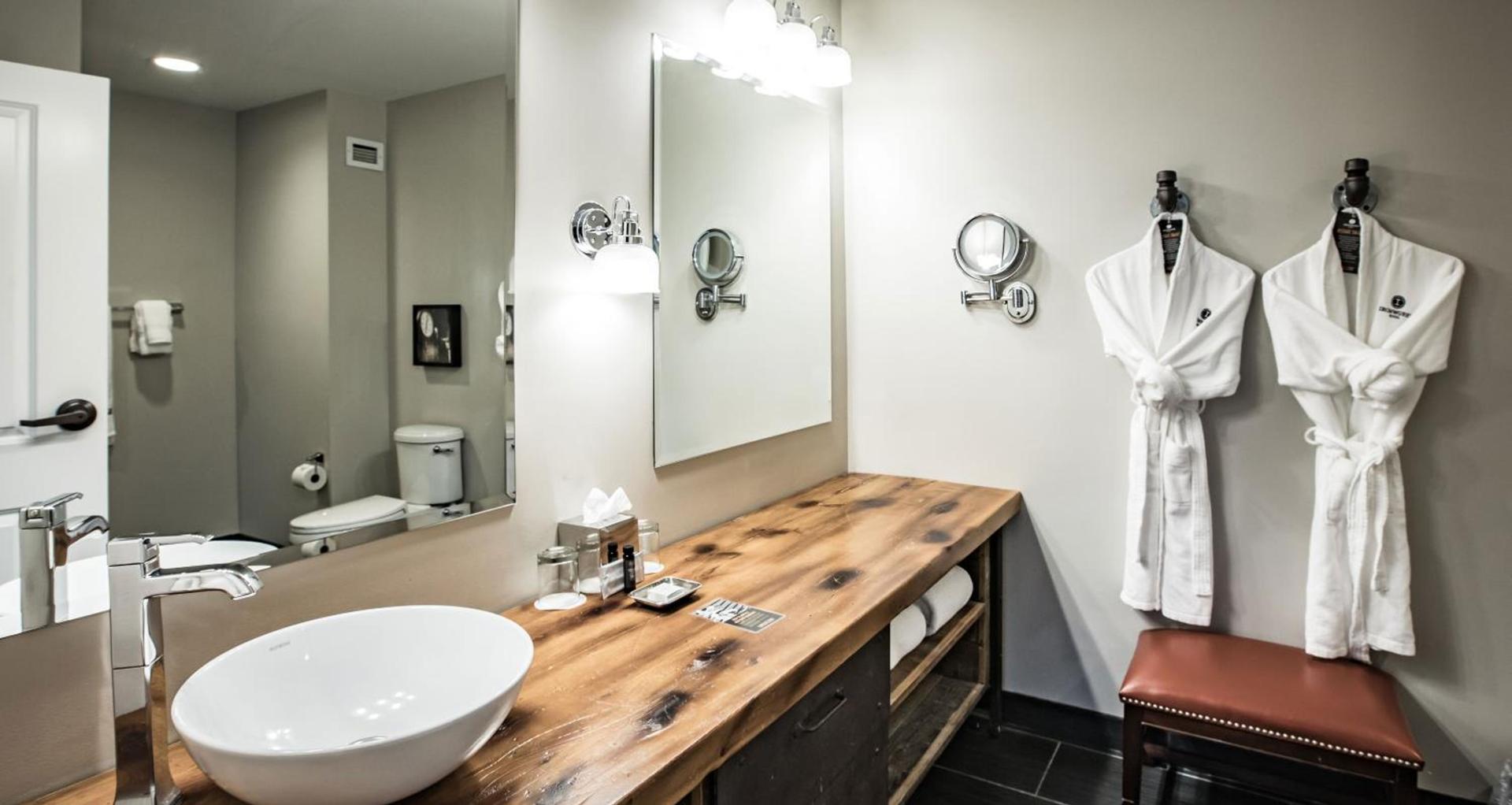 Ironworks Hotel photo 25