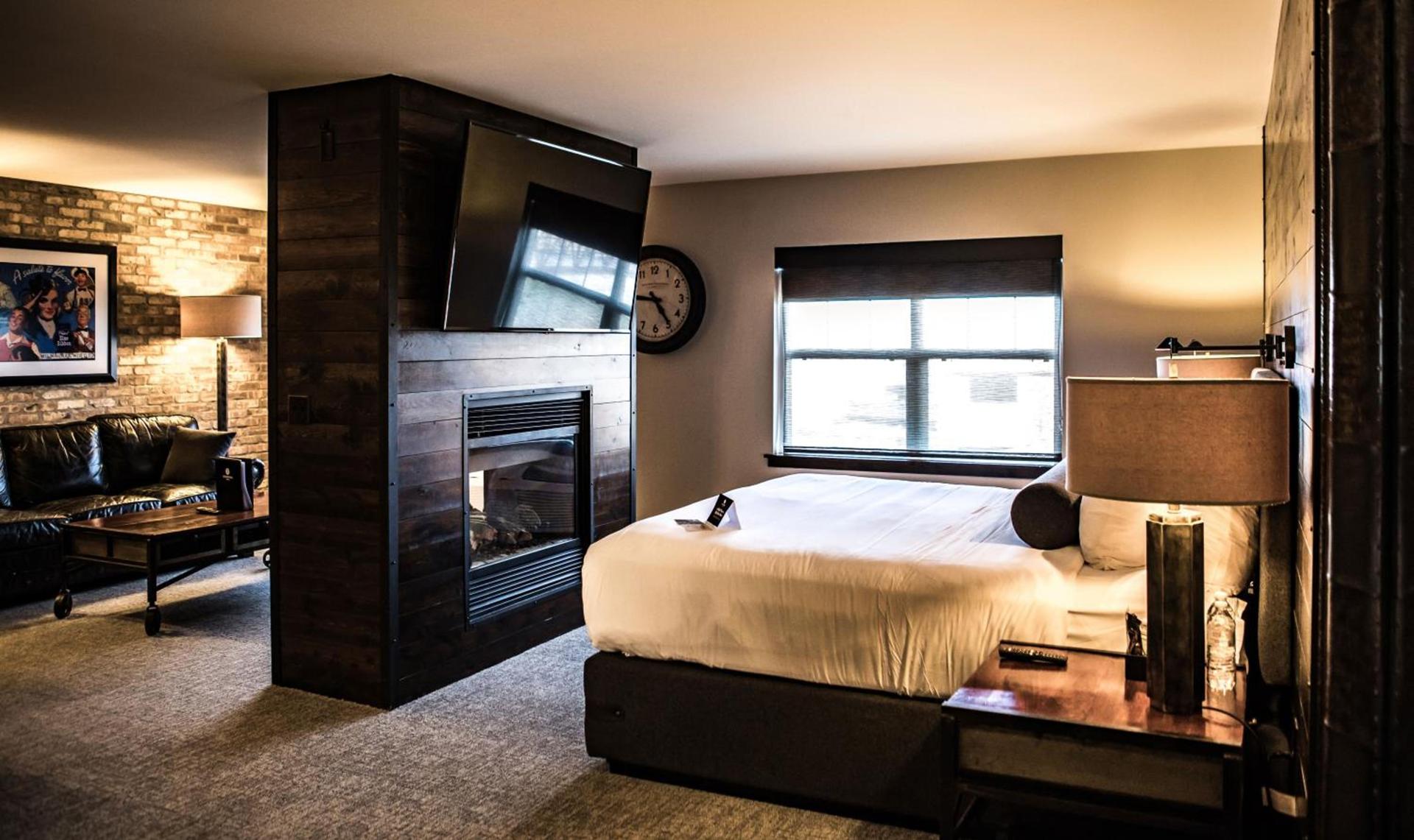 Ironworks Hotel photo 13