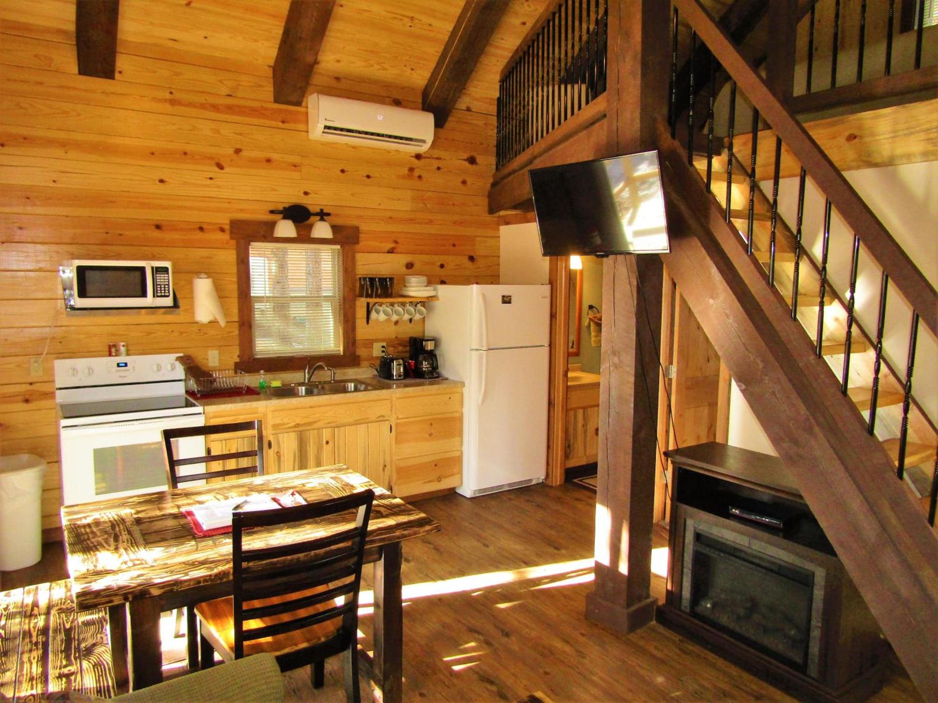 Freedom Ridge Cabins photo 31