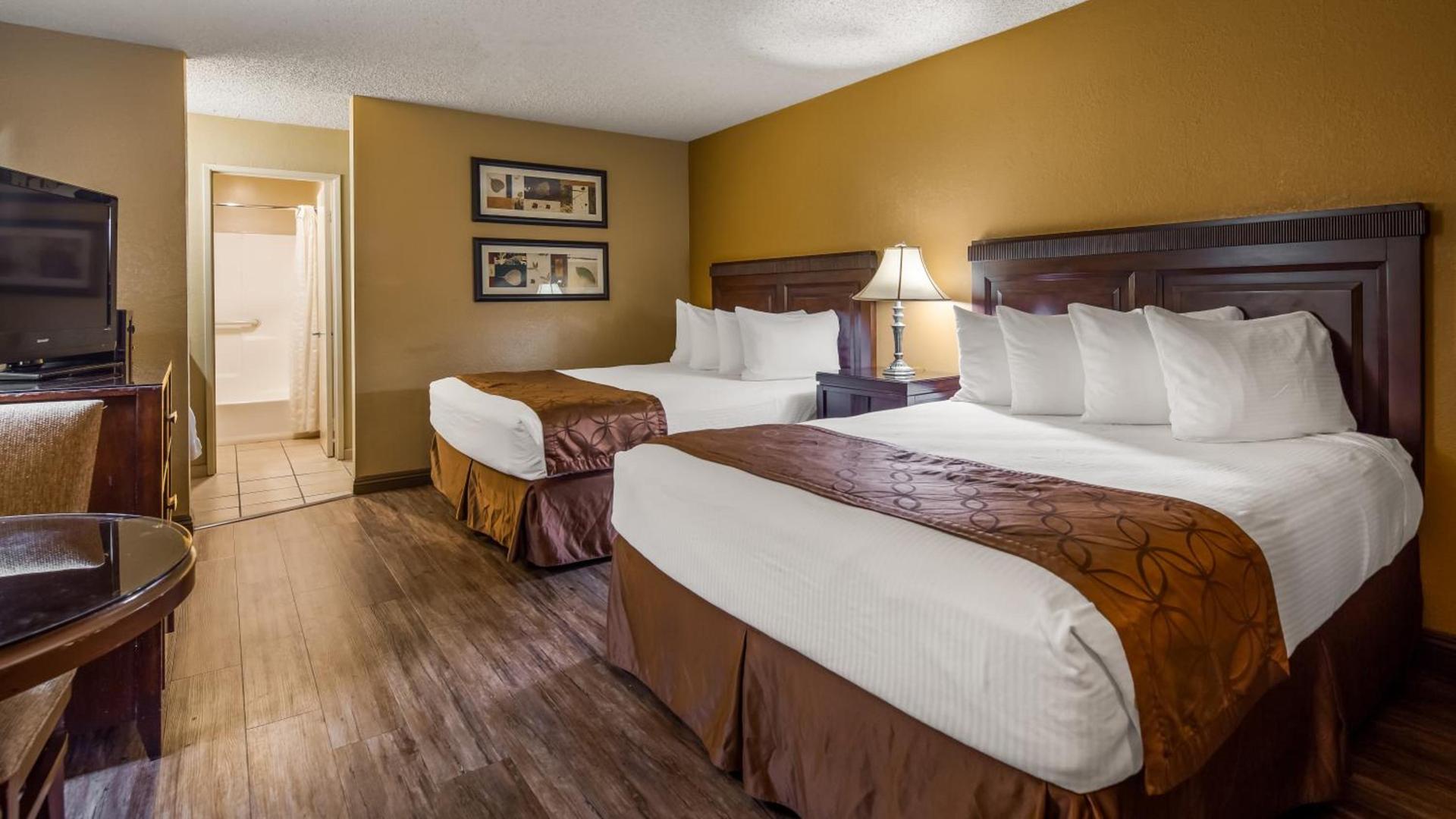 Empire Inn photo 12
