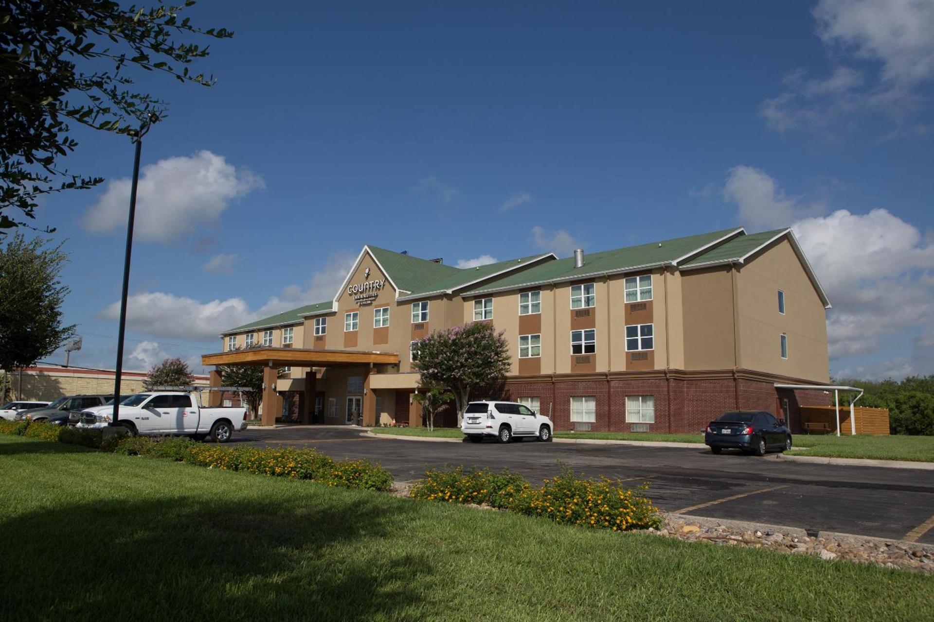 Country Inn & Suites by Radisson, Harlingen, TX photo 38