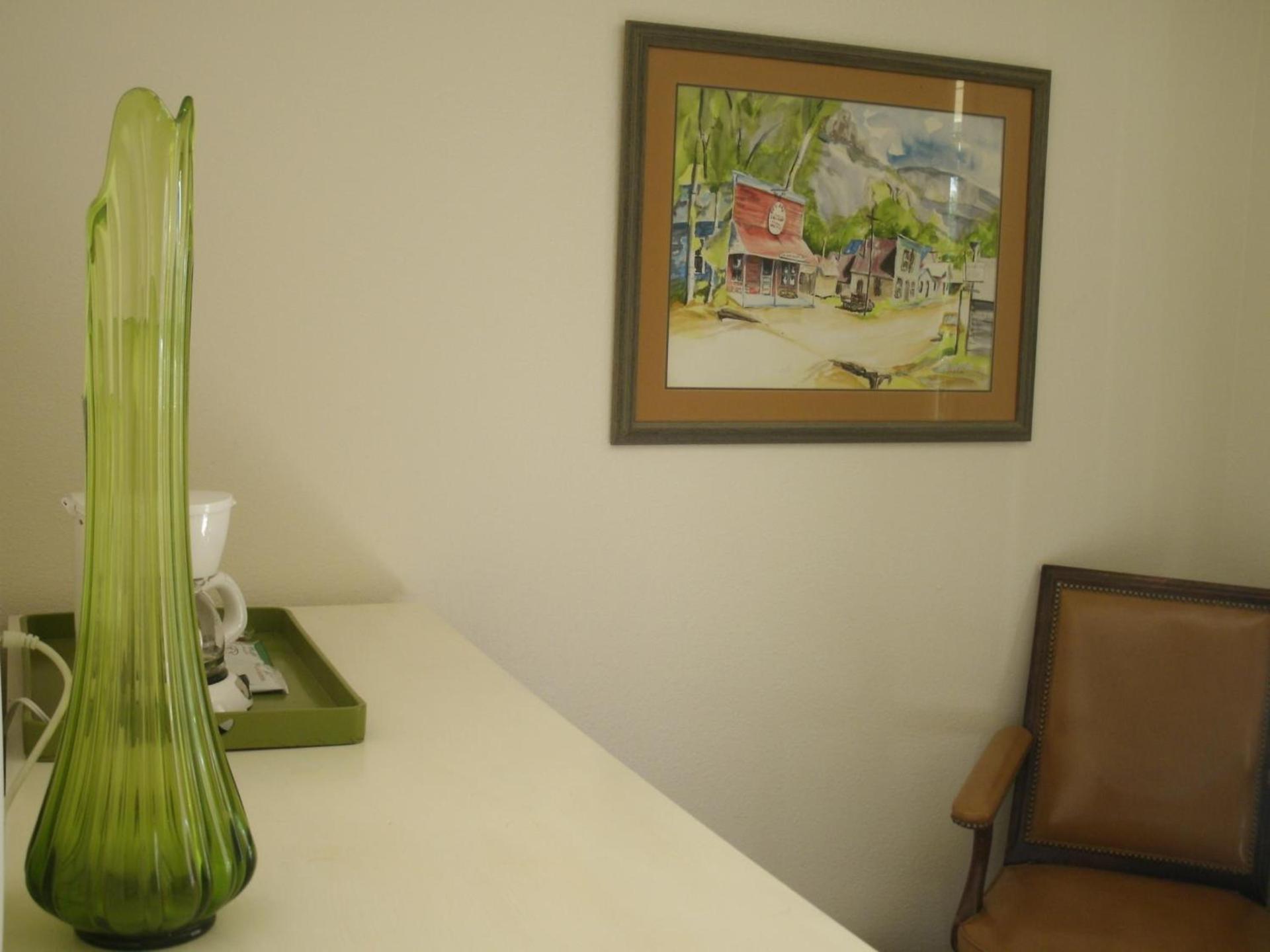 Virginia City Inn photo 30