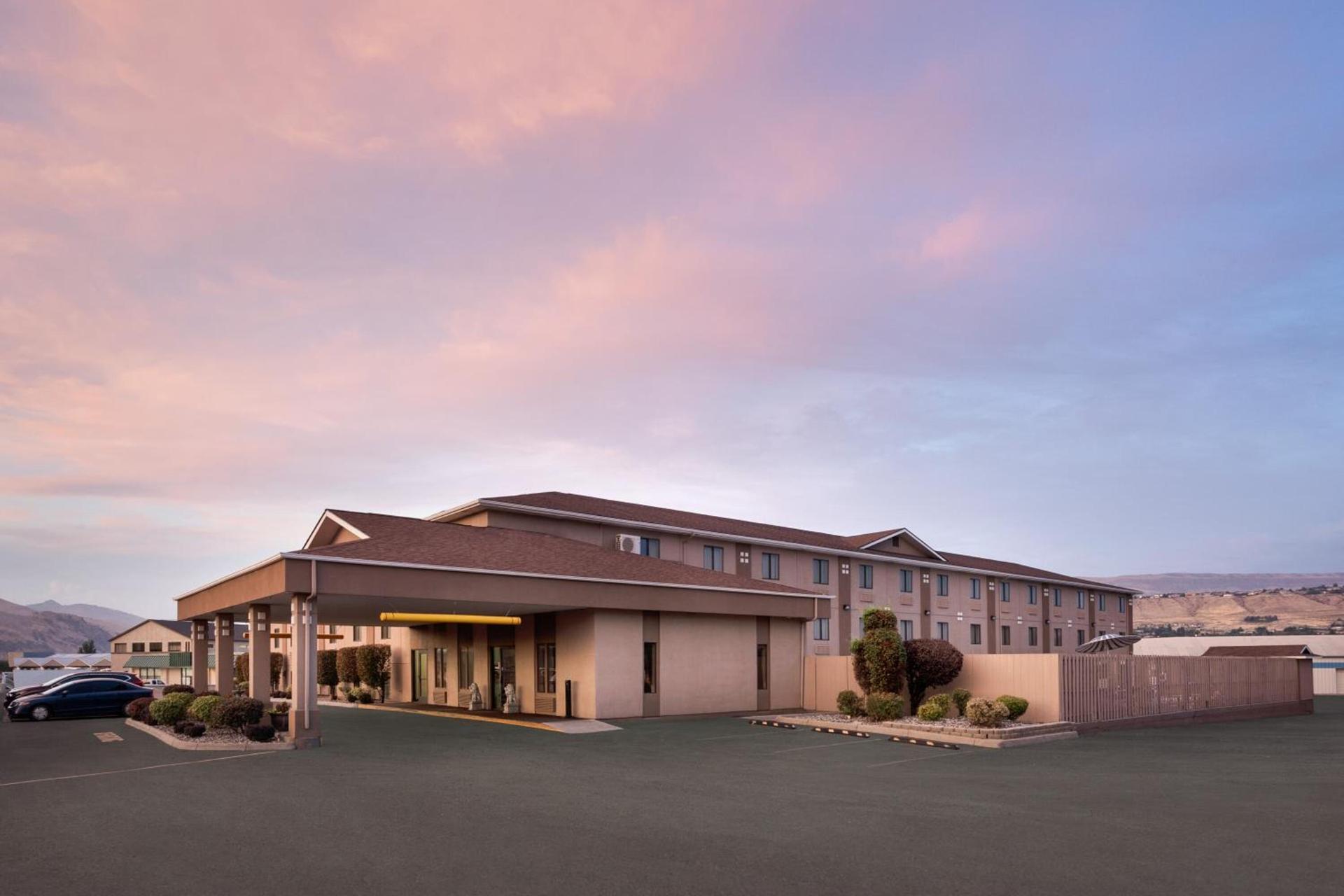 Quality Inn Wenatchee-Leavenworth photo 8