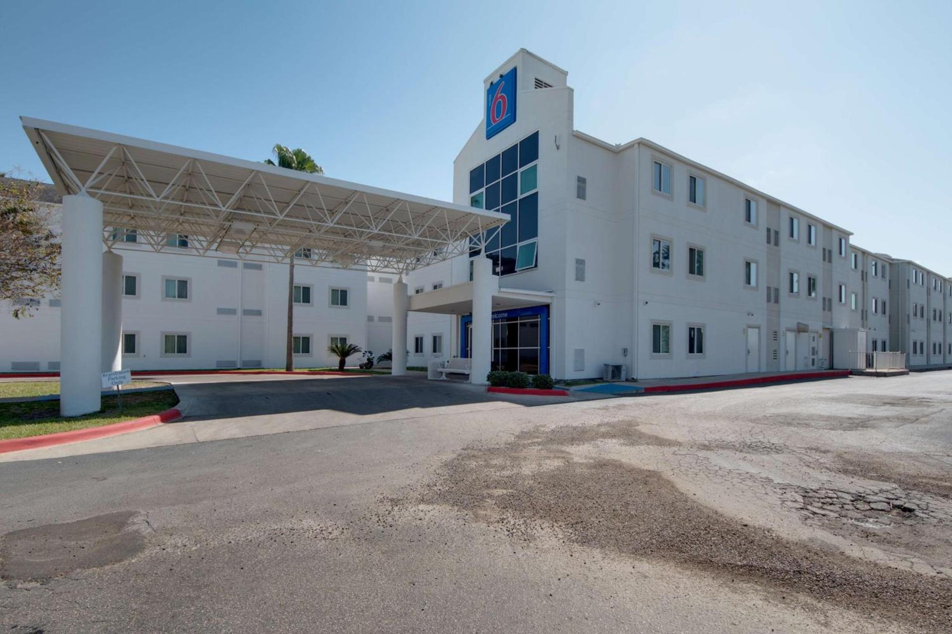 Studio 6-Brownsville, TX — hotel in Brownsville