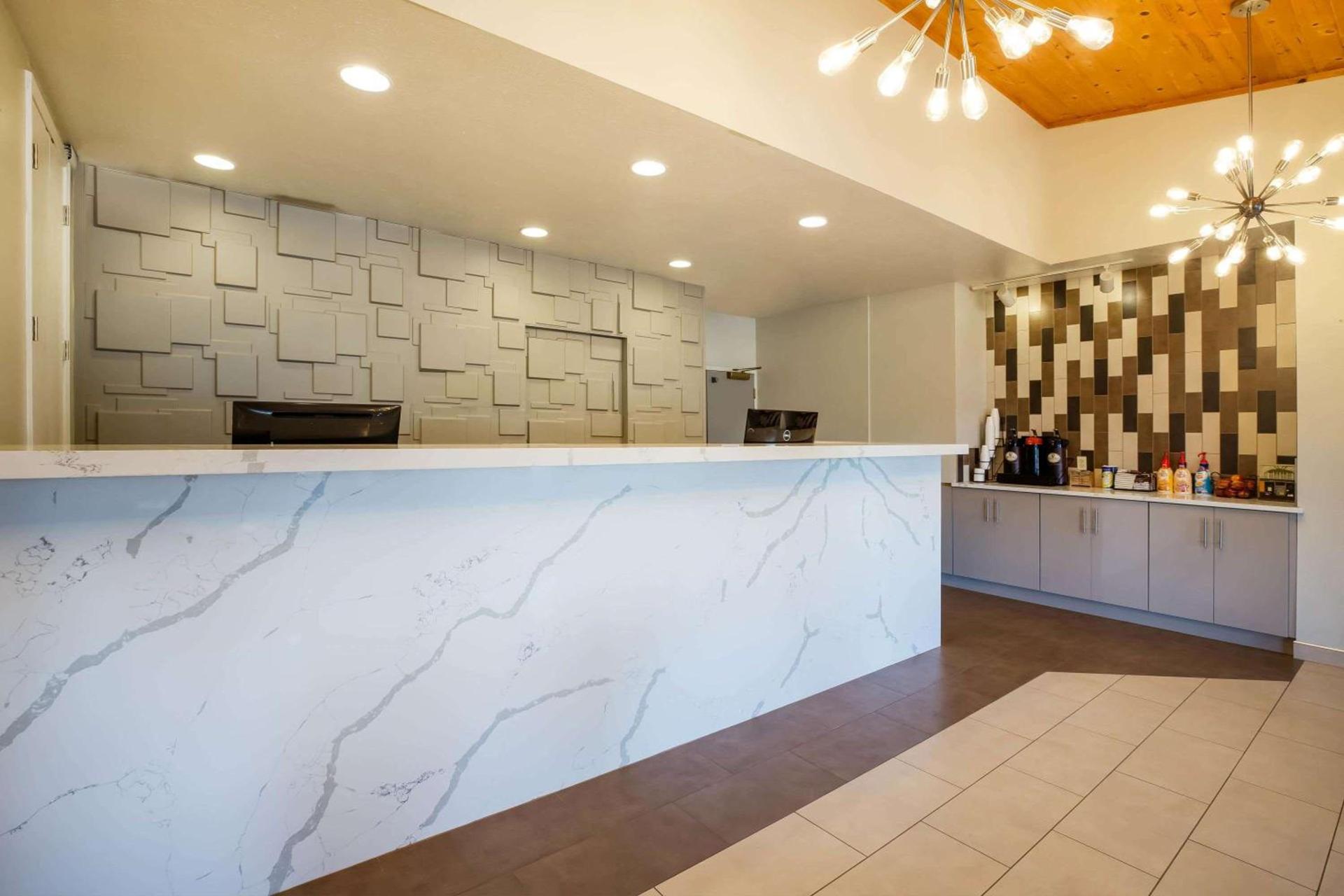 Baymont by Wyndham Tri-Cities/Kennewick WA photo 35