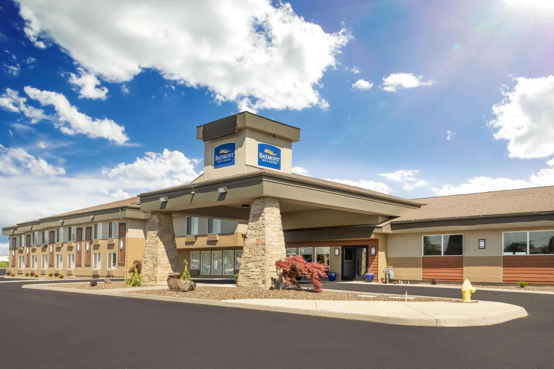 Baymont by Wyndham Tri-Cities/Kennewick WA photo 32