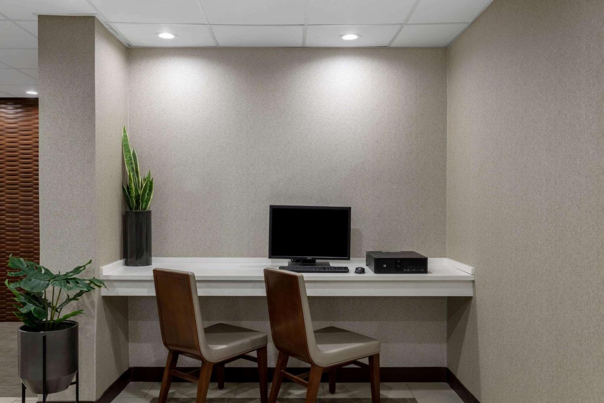 Nobile Hotel Parkway at Celebration Orlando Very Close to Disney Theme Parks photo 10