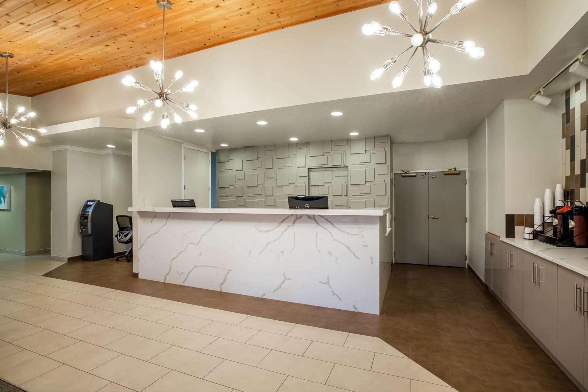 Baymont by Wyndham Tri-Cities/Kennewick WA photo 30