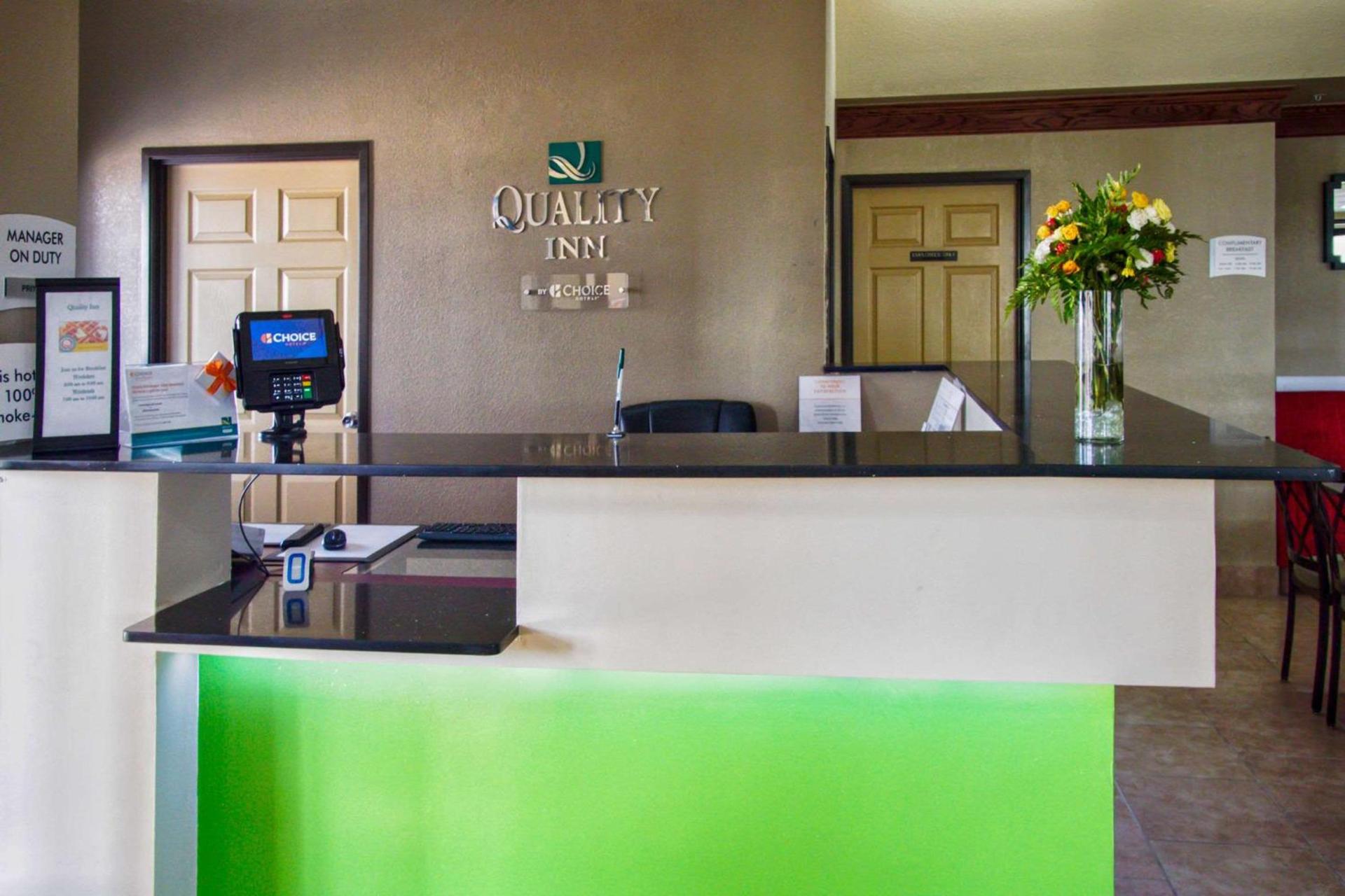 Quality Inn Moore - Oklahoma City photo 32
