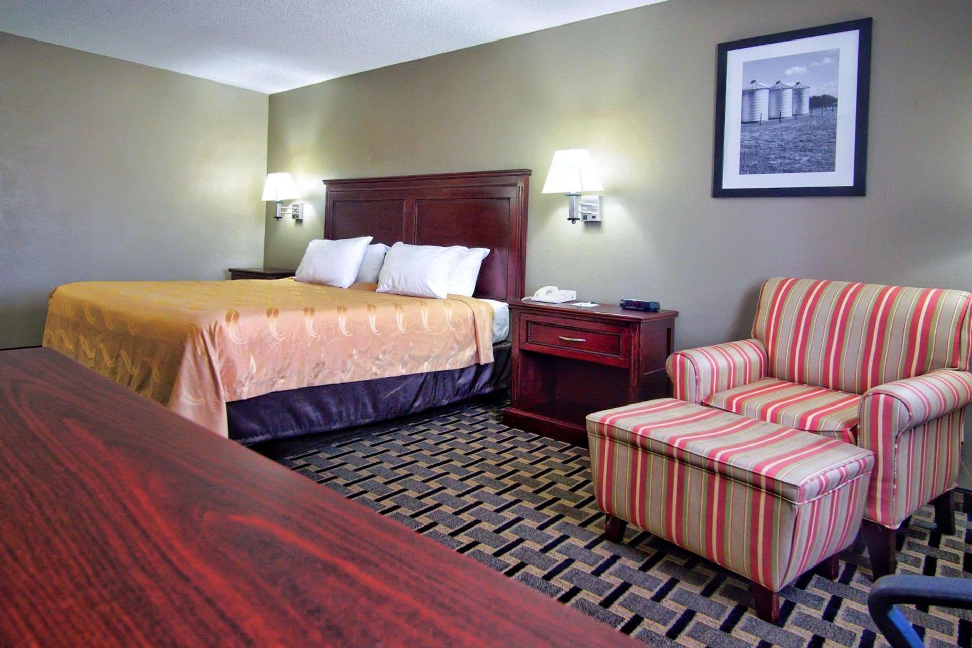 Quality Inn Moore - Oklahoma City photo 29