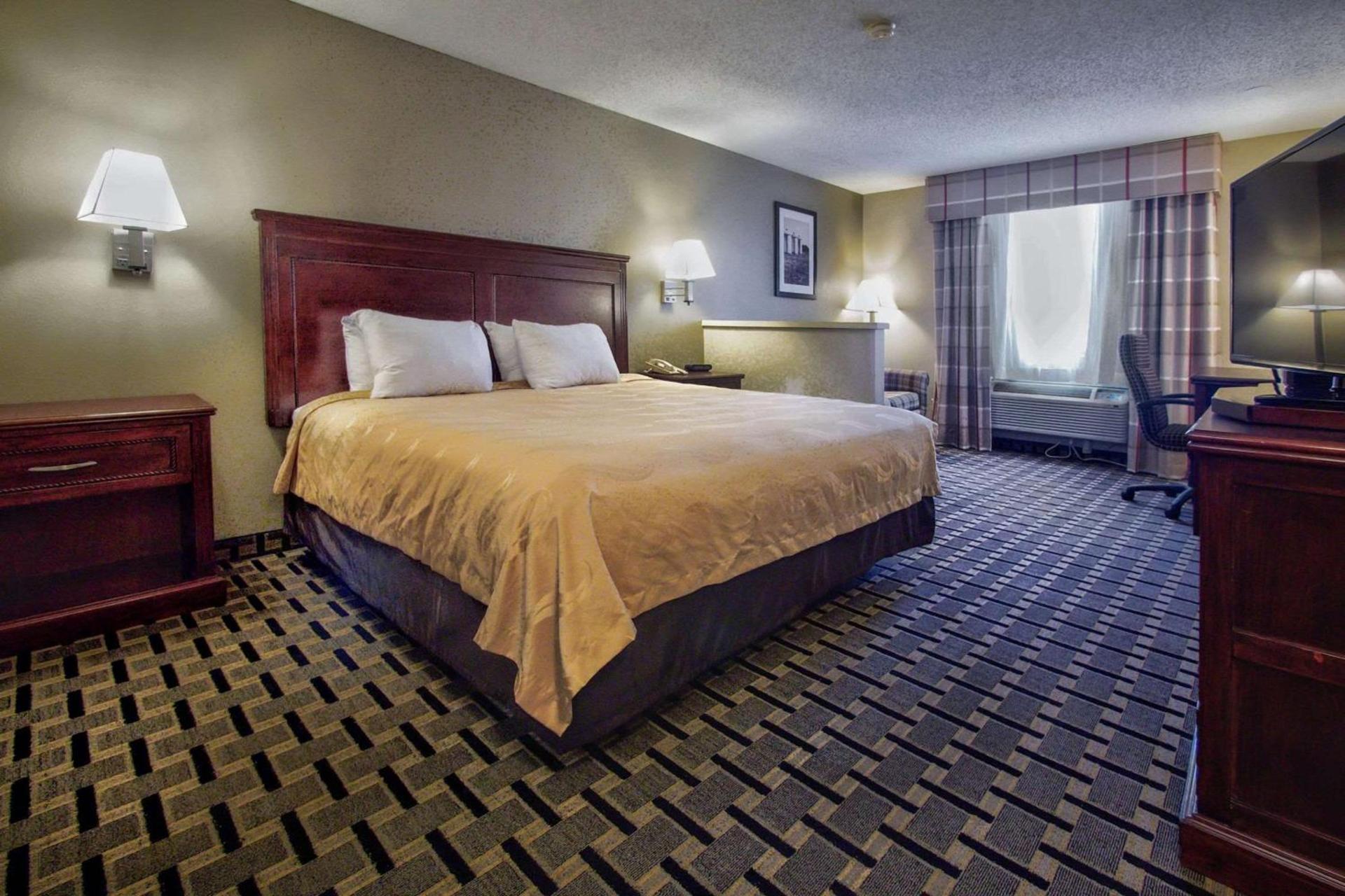 Quality Inn Moore - Oklahoma City photo 3