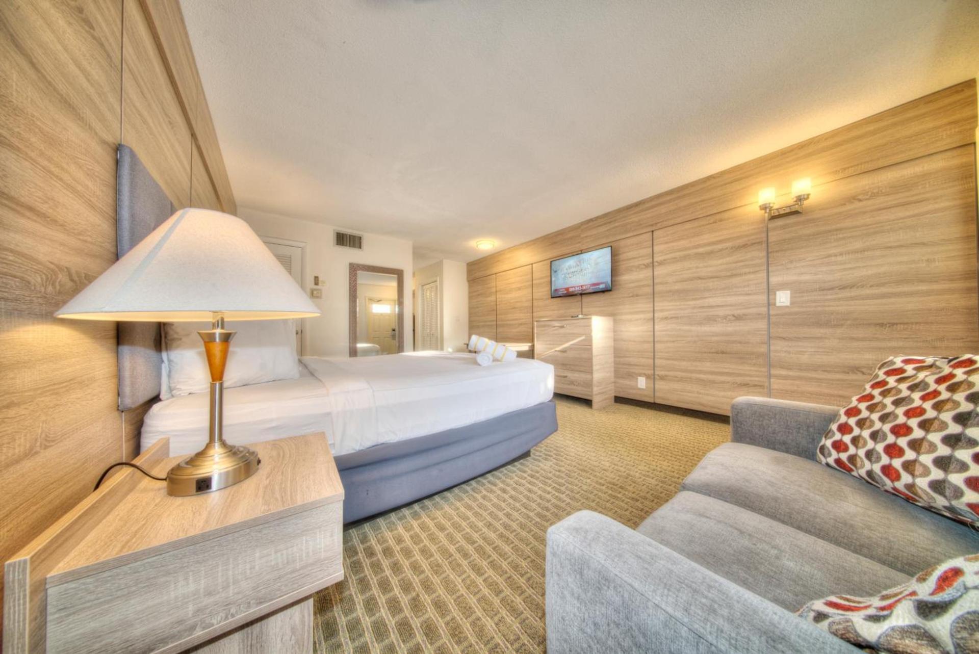 Club Lux Resort By The Beach photo 19