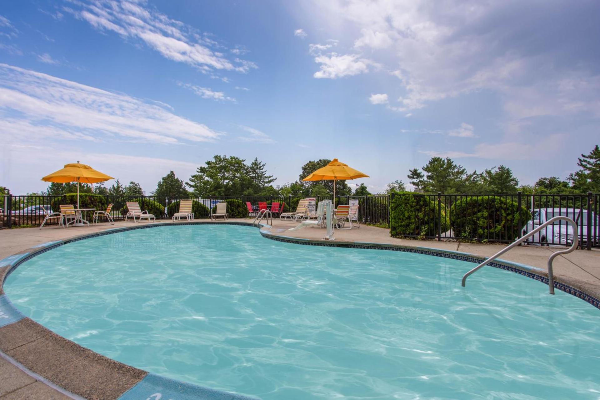 Days Inn by Wyndham Absecon Atlantic City Area photo 36