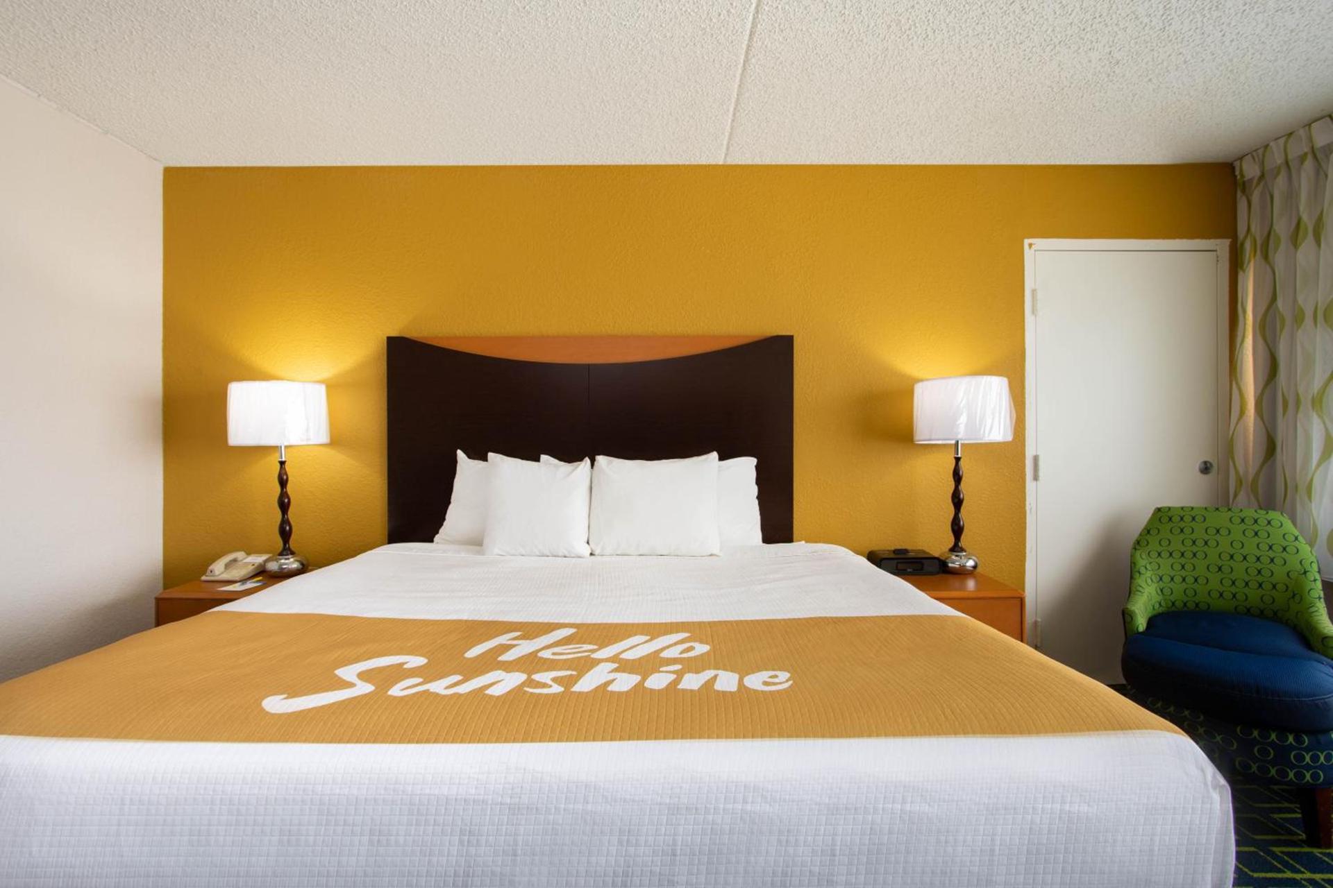 Days Inn by Wyndham Absecon Atlantic City Area photo 31