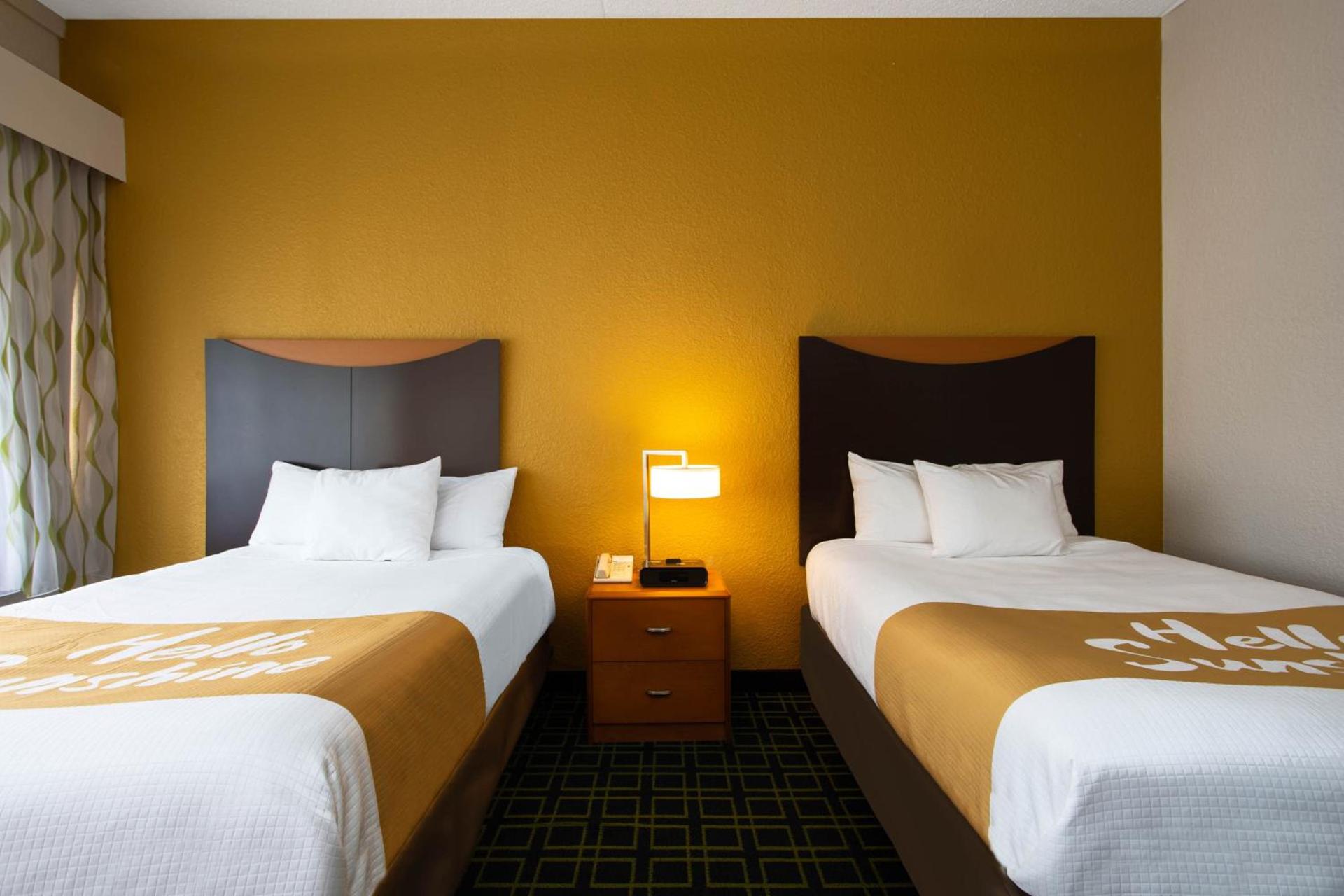 Days Inn by Wyndham Absecon Atlantic City Area photo 12