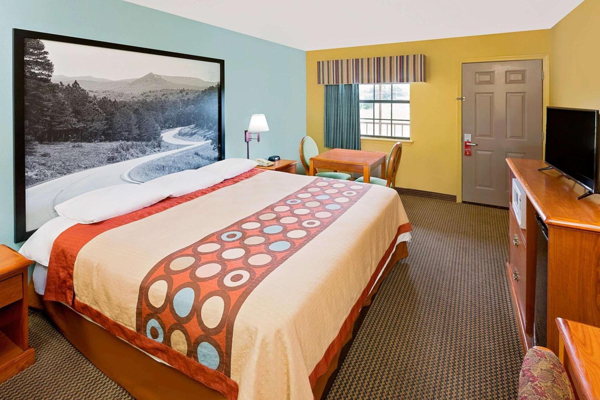 Super 8 by Wyndham Hazen photo 9