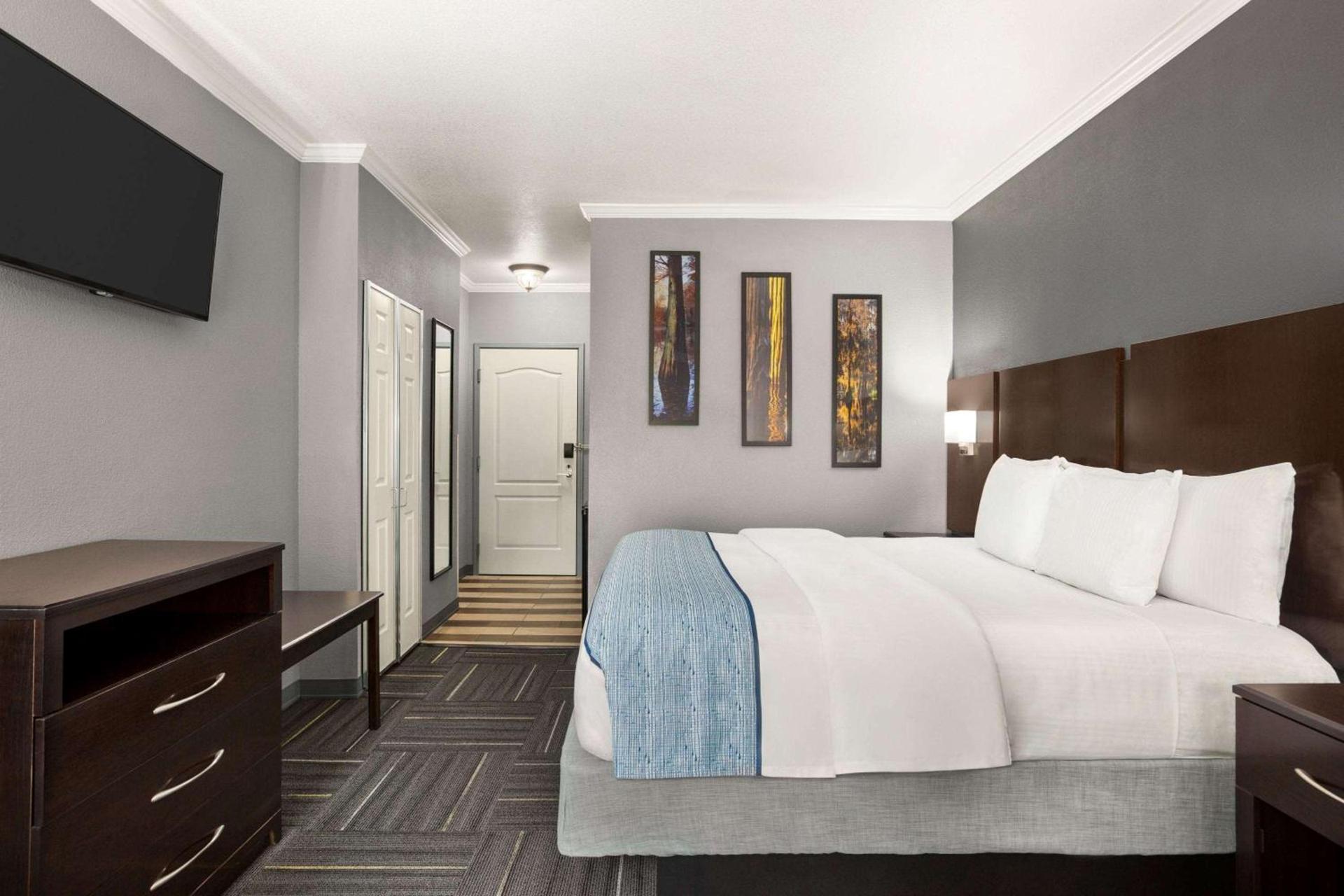 La Quinta by Wyndham Dublin photo 46
