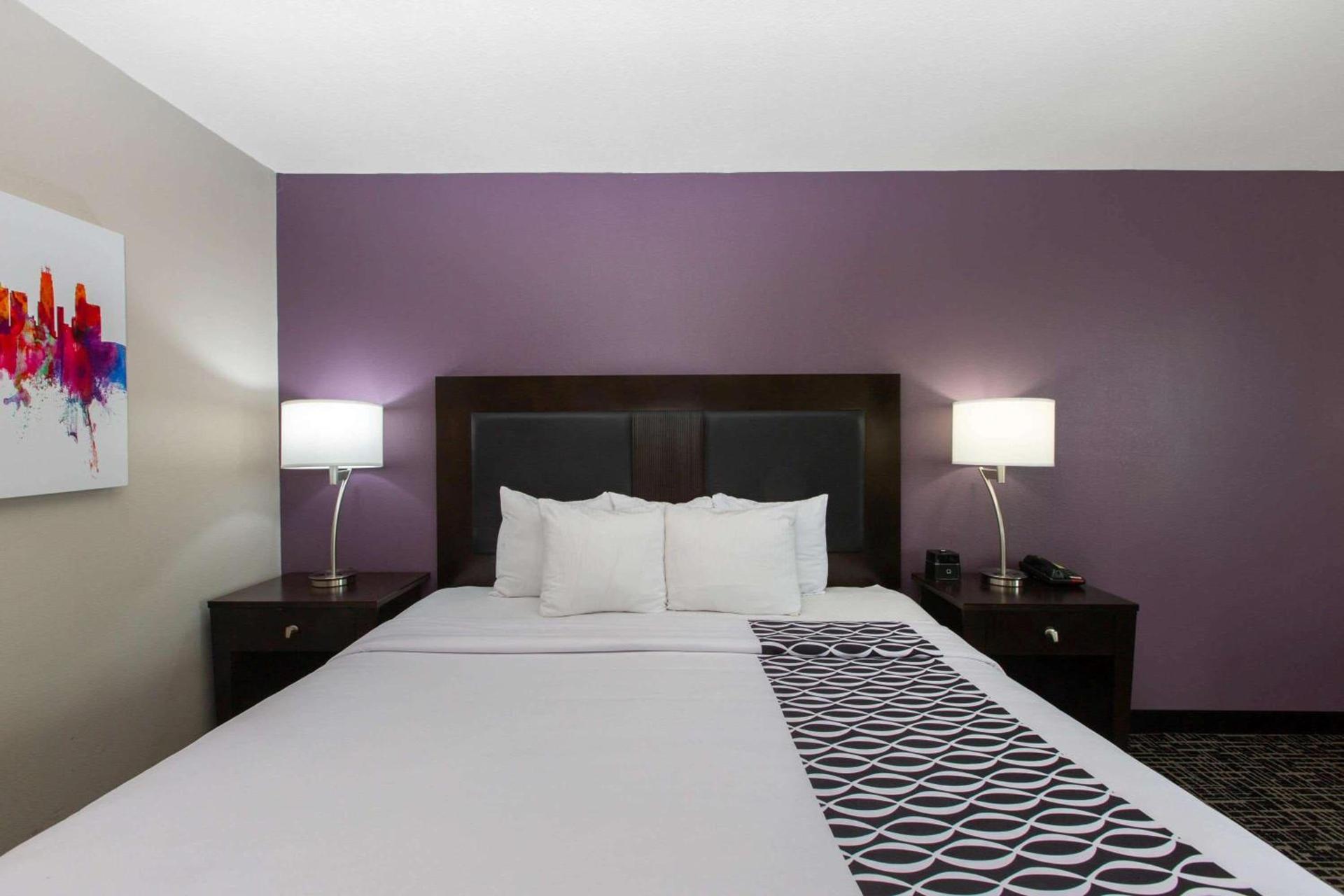 La Quinta by Wyndham Blue Springs photo 25