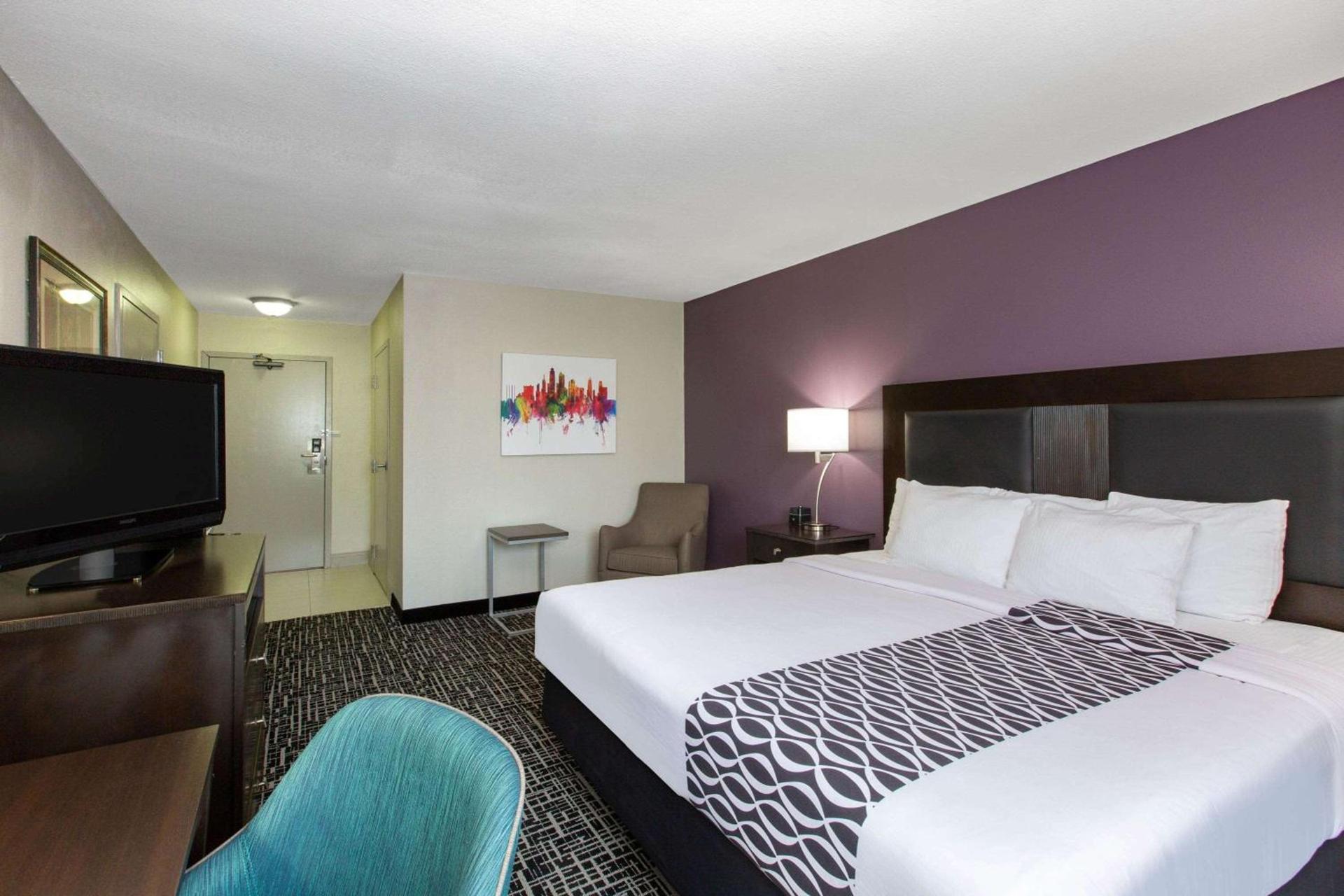 La Quinta by Wyndham Blue Springs photo 17